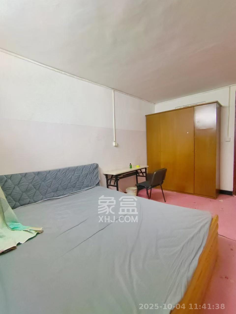 人民新村  1室1厅1卫    1300.0元/月室内图