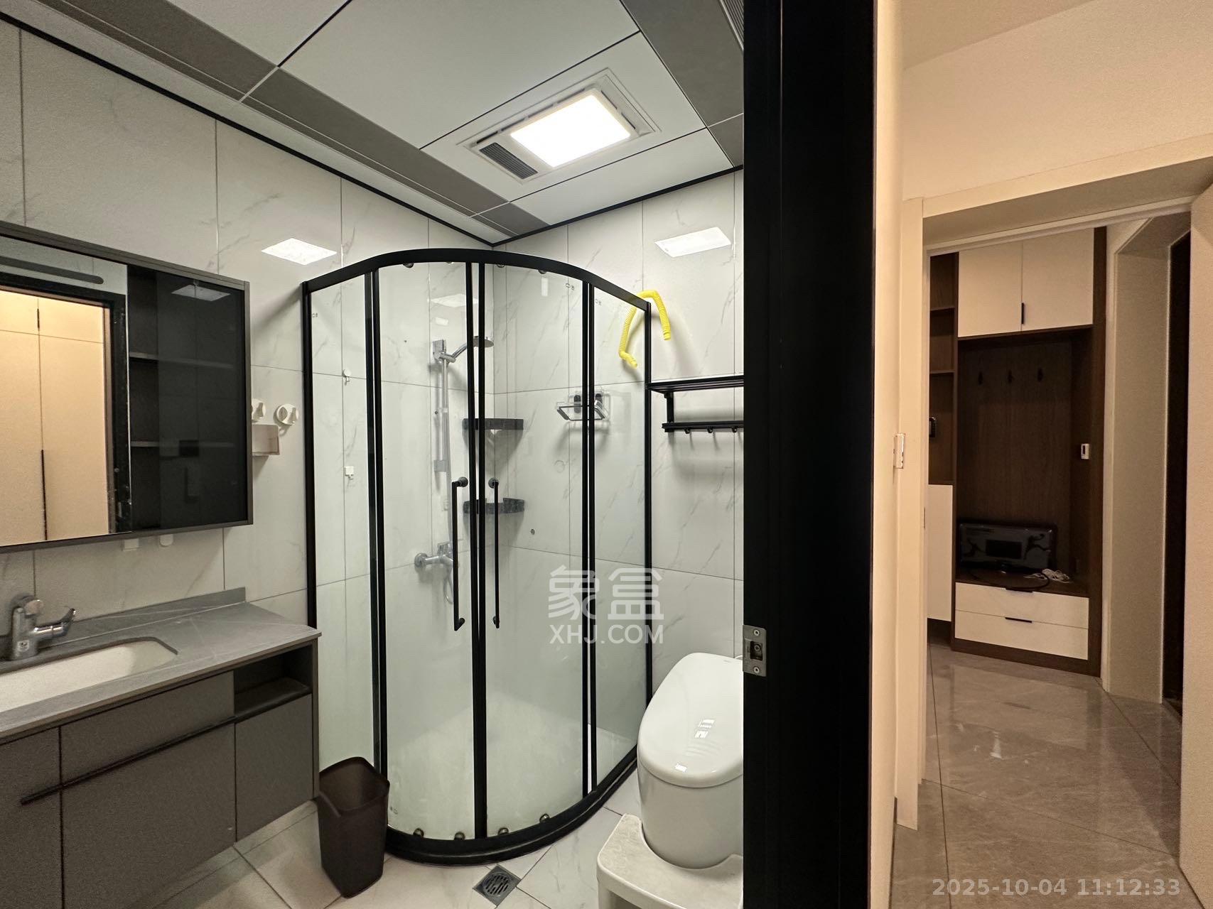 北辰定江洋  3室2厅2卫    13000.0元/月室内图