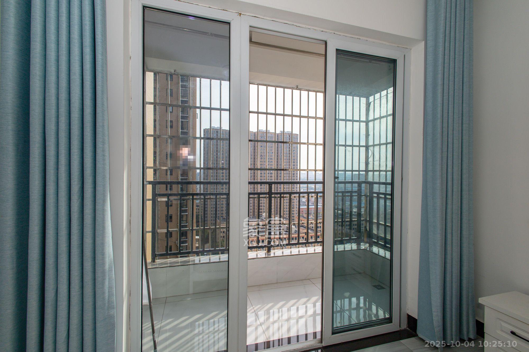 楚天世纪城西苑 3室2厅1卫 1900.00元/月 楚天世纪城西苑 3室2厅1卫 1900.00元/月室内图