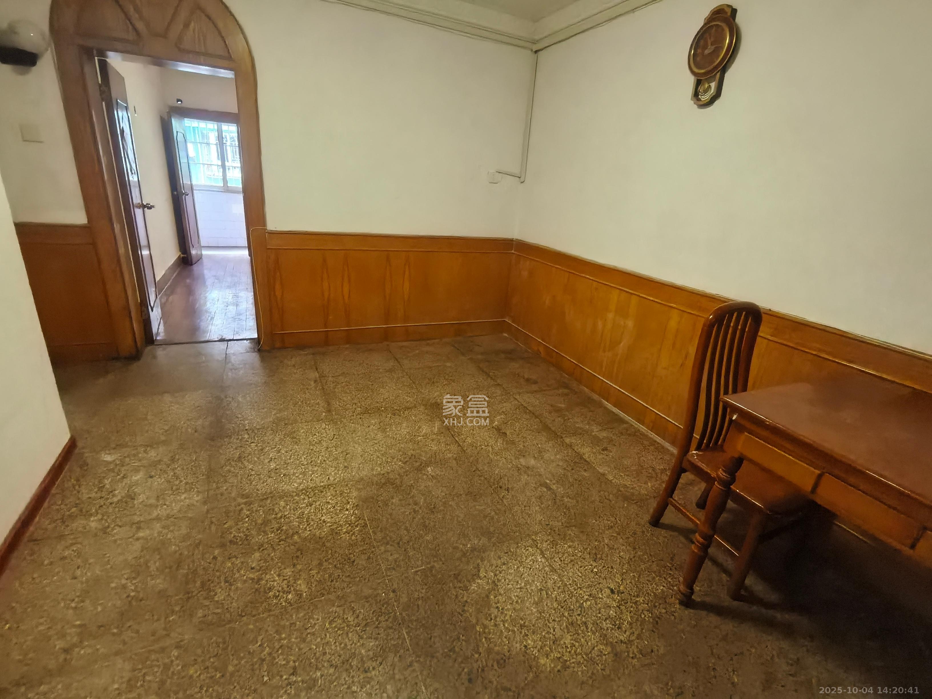 恒达花园 4室2厅1卫 1800.0元/月 恒达花园 4室2厅1卫 1800.0元/月室内图