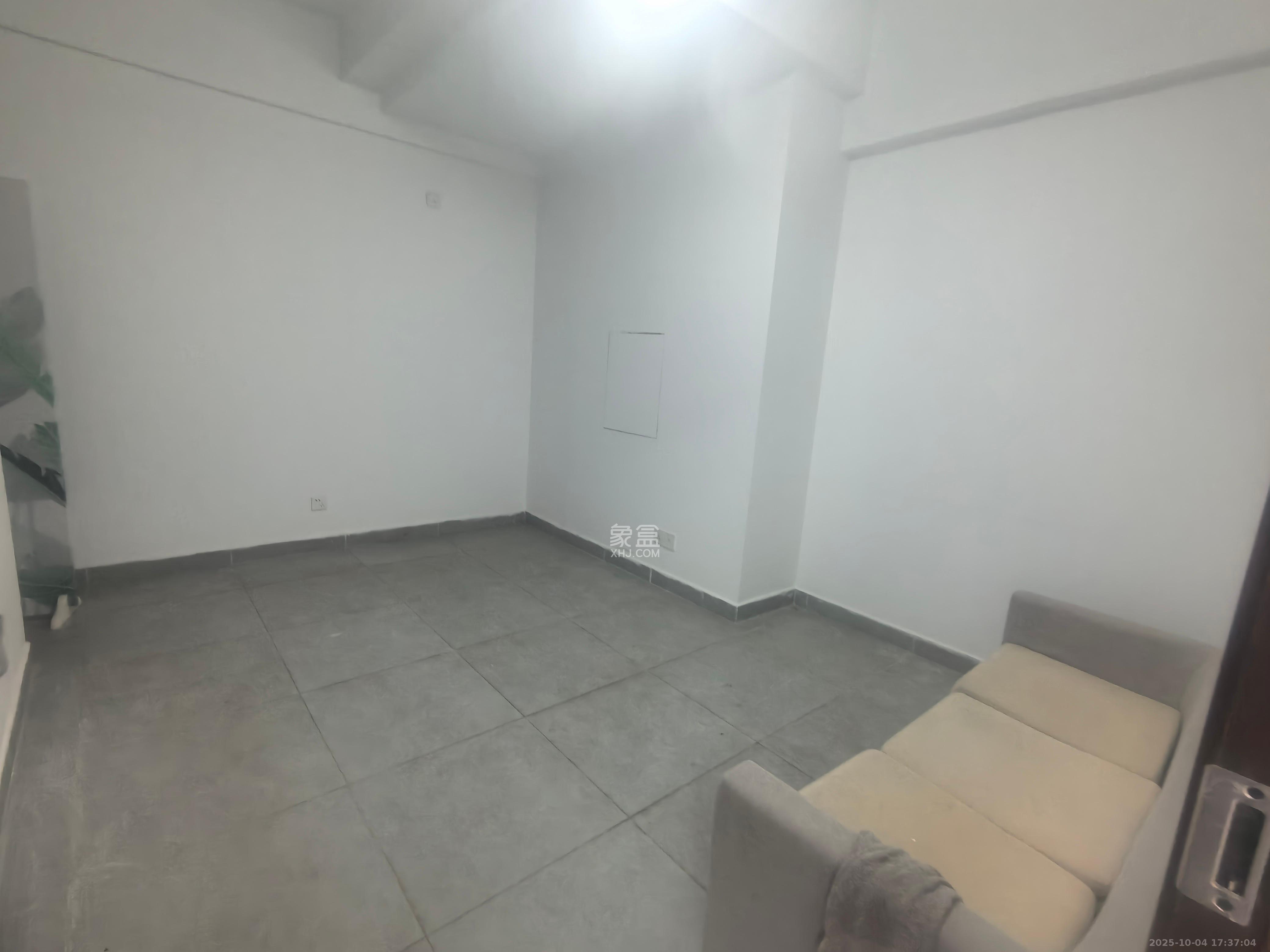 湘域相遇 2室2厅1卫 4000.0元/月 湘域相遇 2室2厅1卫 4000.0元/月室内图