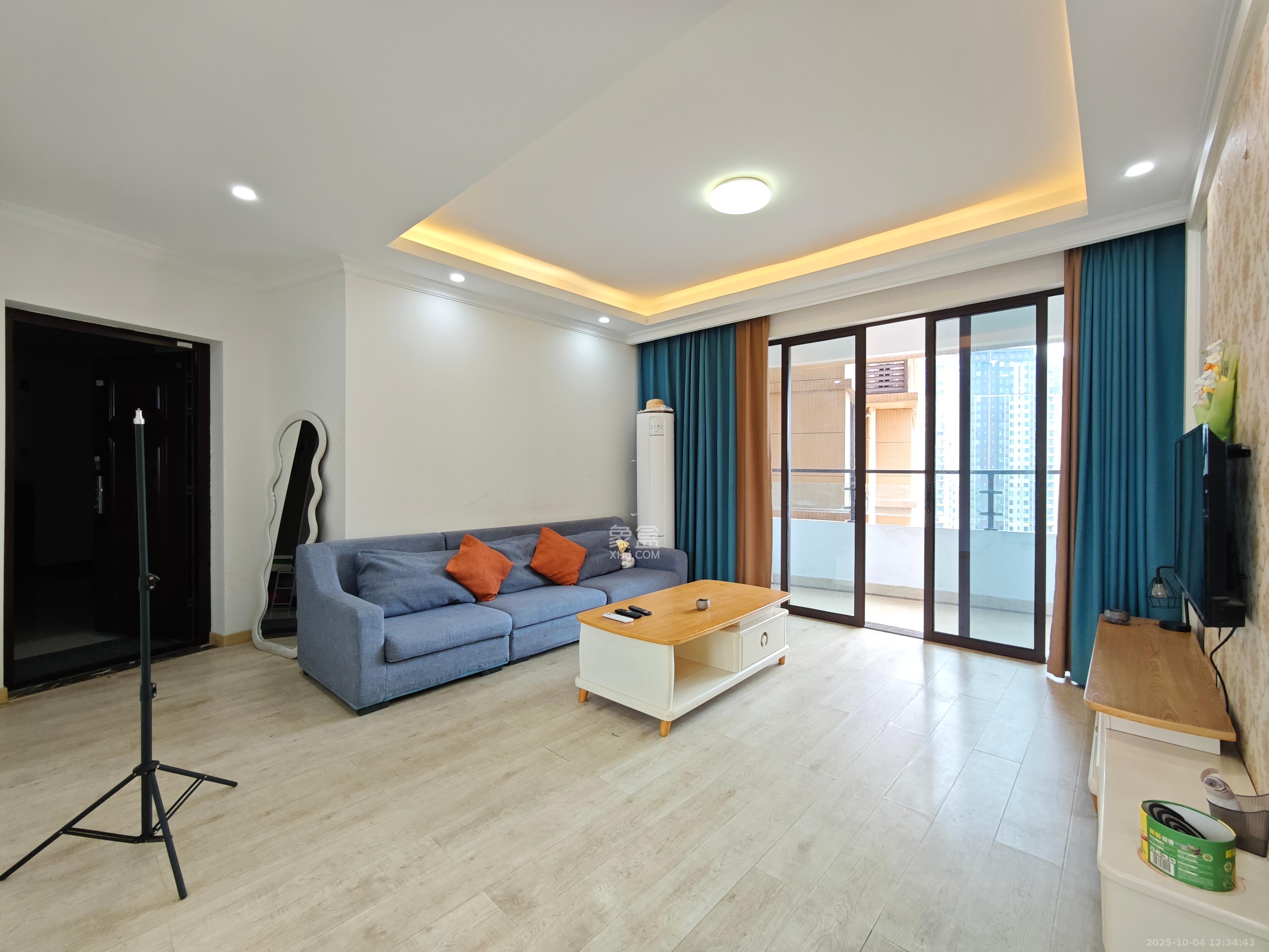 五江天街南区 3室2厅2卫 2600.0元/月 五江天街南区 3室2厅2卫 2600.0元/月室内图