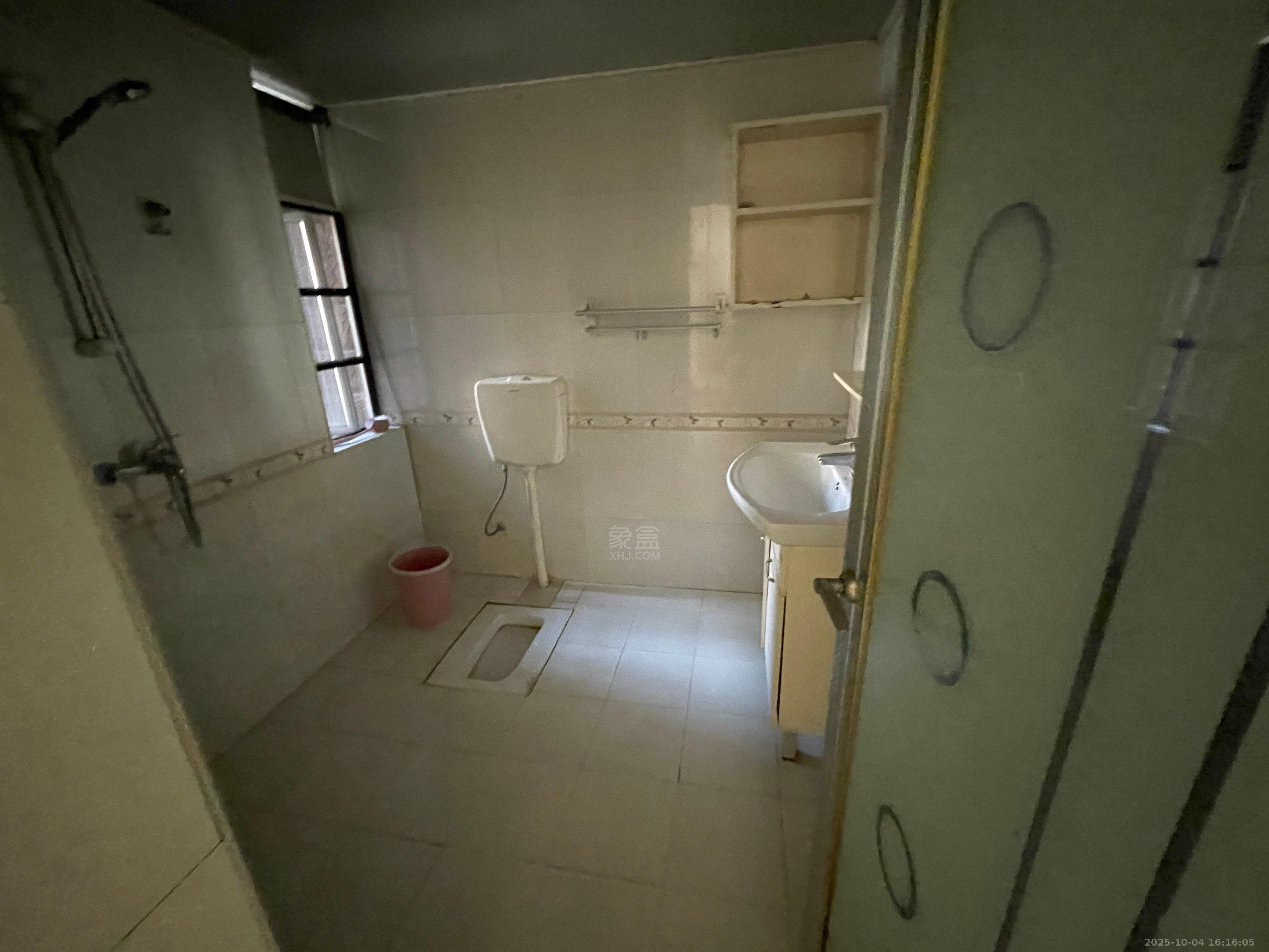 竹山小区 2室1厅1卫 1100.0元/月 竹山小区 2室1厅1卫 1100.0元/月室内图