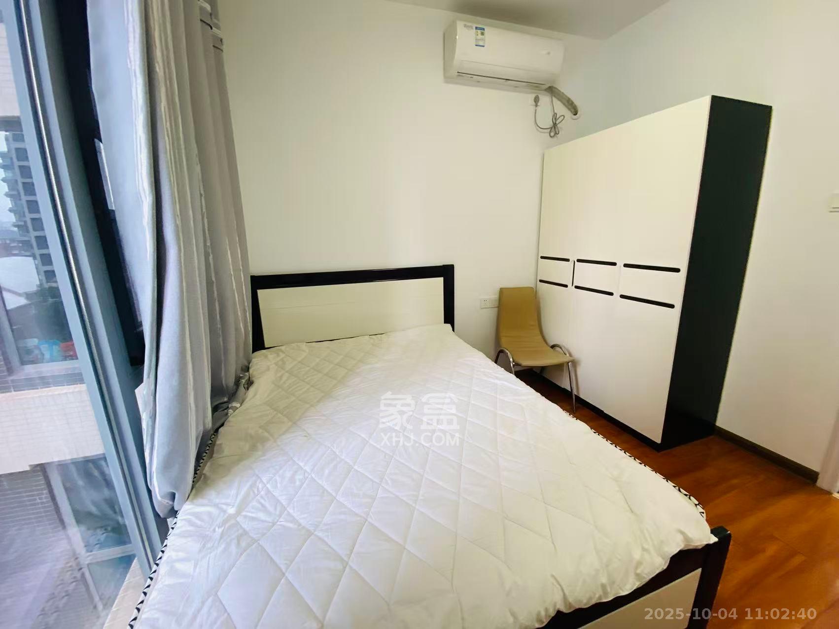 保利天禧D区  3室2厅1卫    3000.0元/月室内图