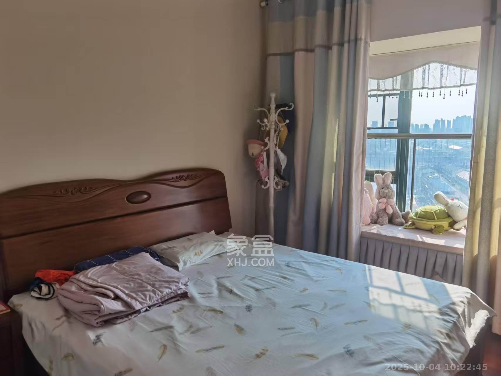 恒大翡翠华庭 2室2厅1卫 2000.0元/月 恒大翡翠华庭 2室2厅1卫 2000.0元/月室内图