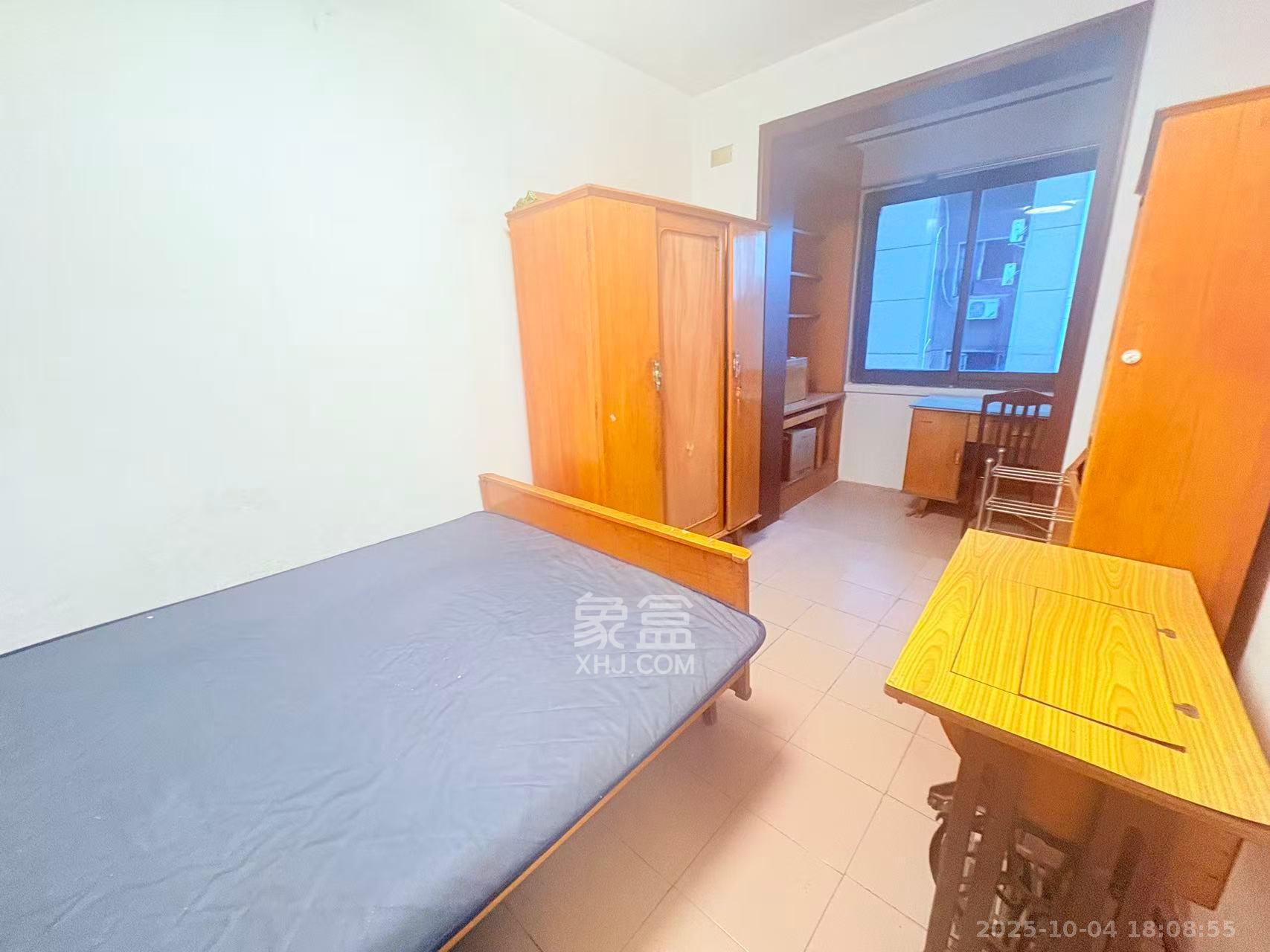 古堆山巷  2室1厅1卫    1200.0元/月室内图