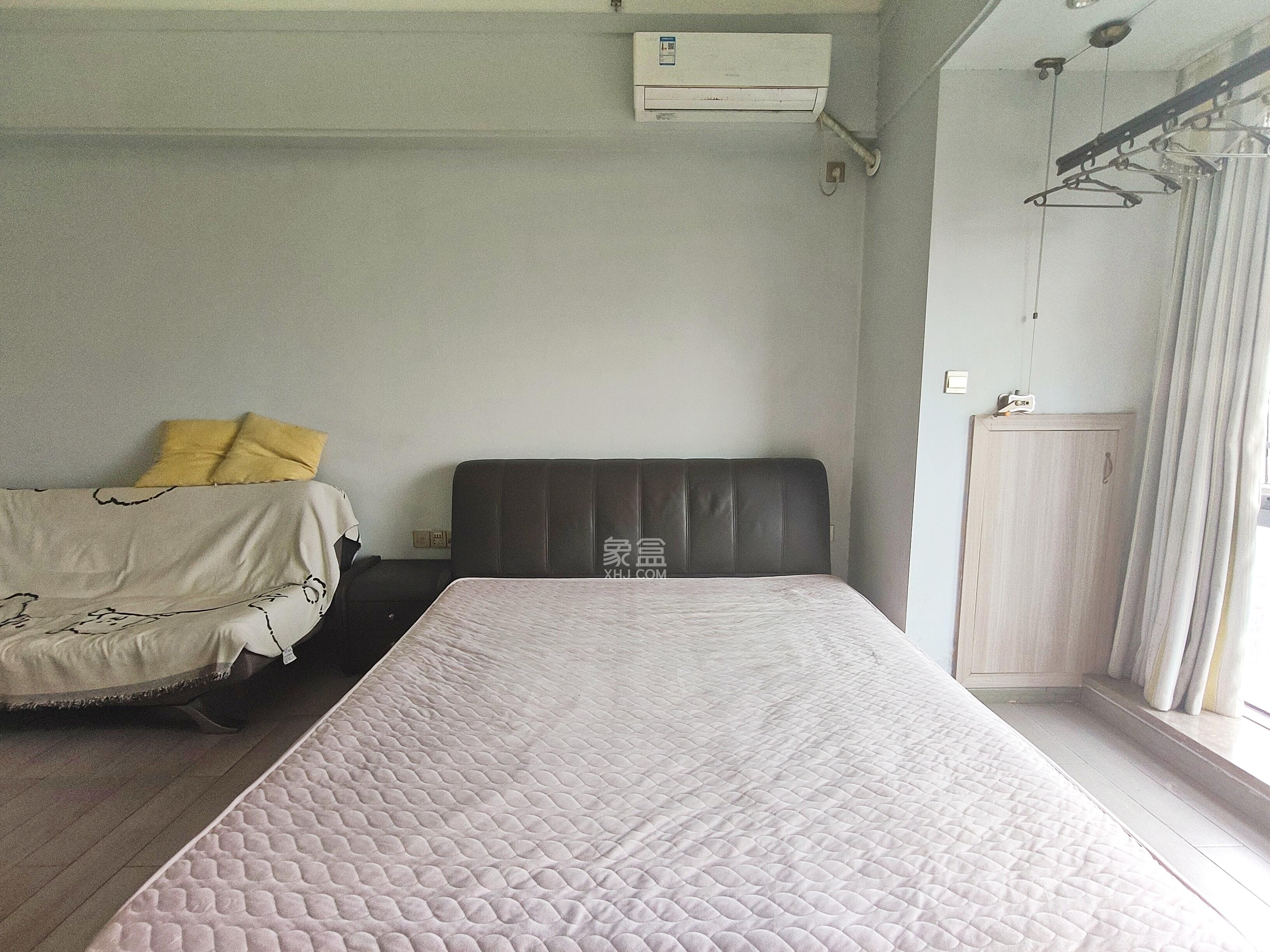 奥克斯缔壹城 1室1厅1卫 1500.0元/月 奥克斯缔壹城 1室1厅1卫 1500.0元/月室内图