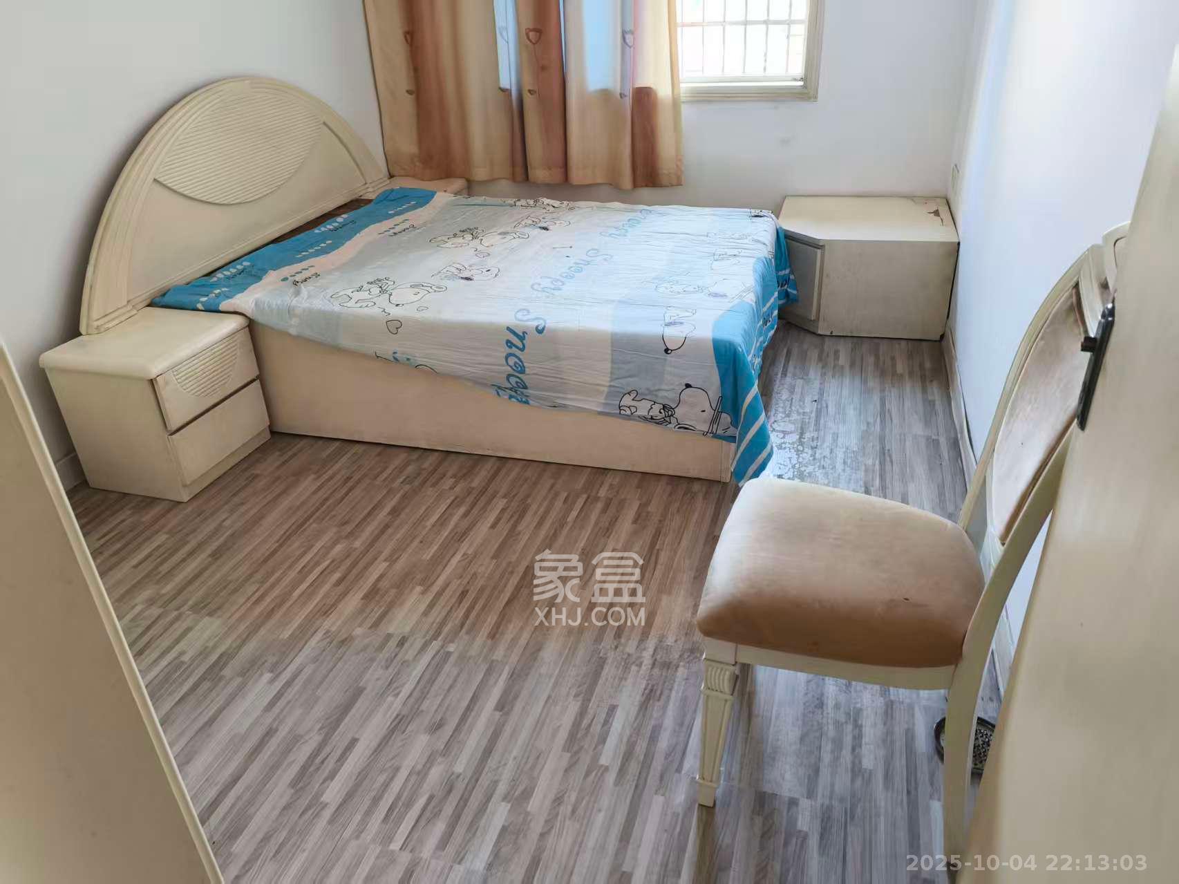 五水厂宿舍  2室1厅1卫    1700.0元/月 五水厂宿舍  2室1厅1卫    1700.0元/月室内图1