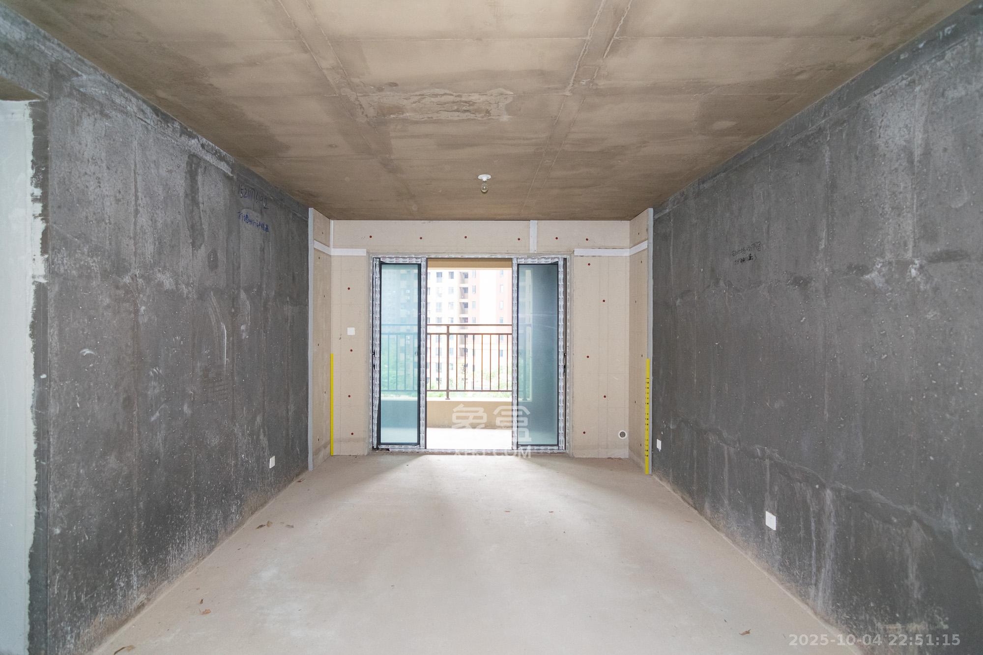 澳海云天赋  3室2厅2卫    63.0万 澳海云天赋  3室2厅2卫    63.0万