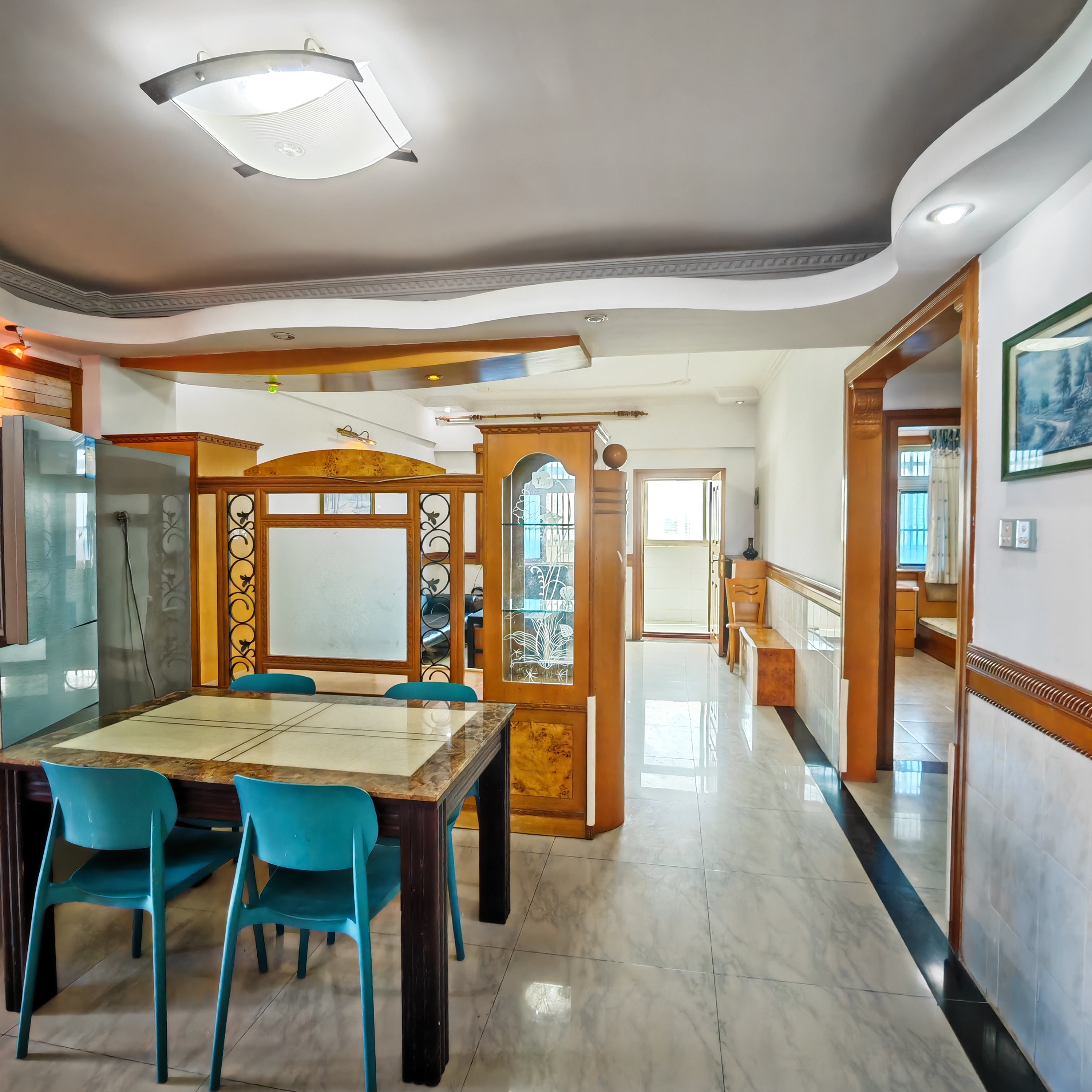 琼山交警大楼 3室2厅2卫 2000.00元/月 琼山交警大楼 3室2厅2卫 2000.00元/月室内图