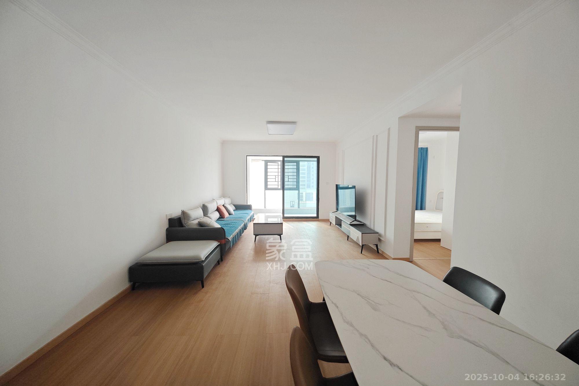 旭辉国悦府 3室2厅2卫 3200.0元/月 旭辉国悦府 3室2厅2卫 3200.0元/月室内图