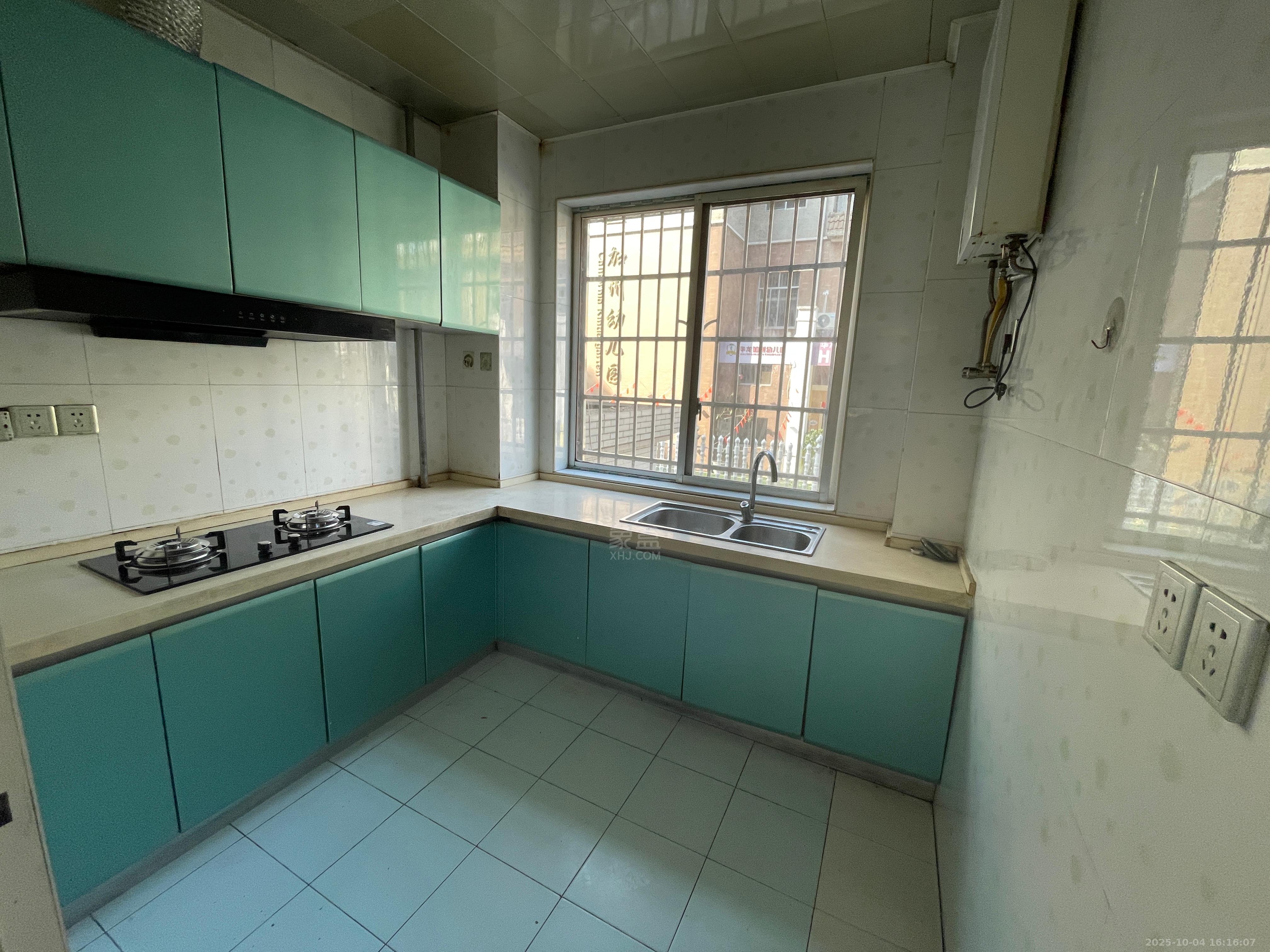 竹山小区 2室1厅1卫 1100.0元/月 竹山小区 2室1厅1卫 1100.0元/月室内图