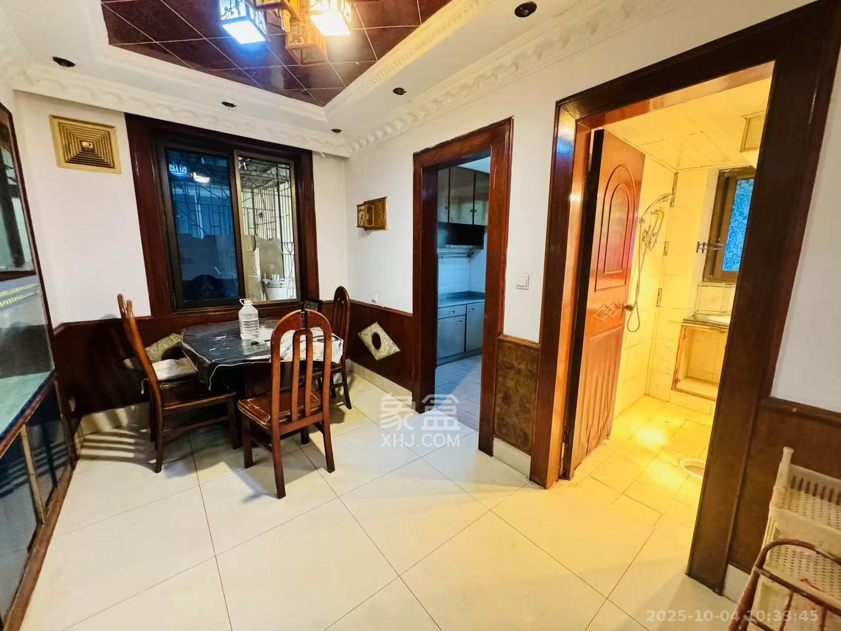 谊苑小区解放四村附362号  2室1厅1卫    1600.0元/月 谊苑小区解放四村附362号  2室1厅1卫    1600.0元/月室内图