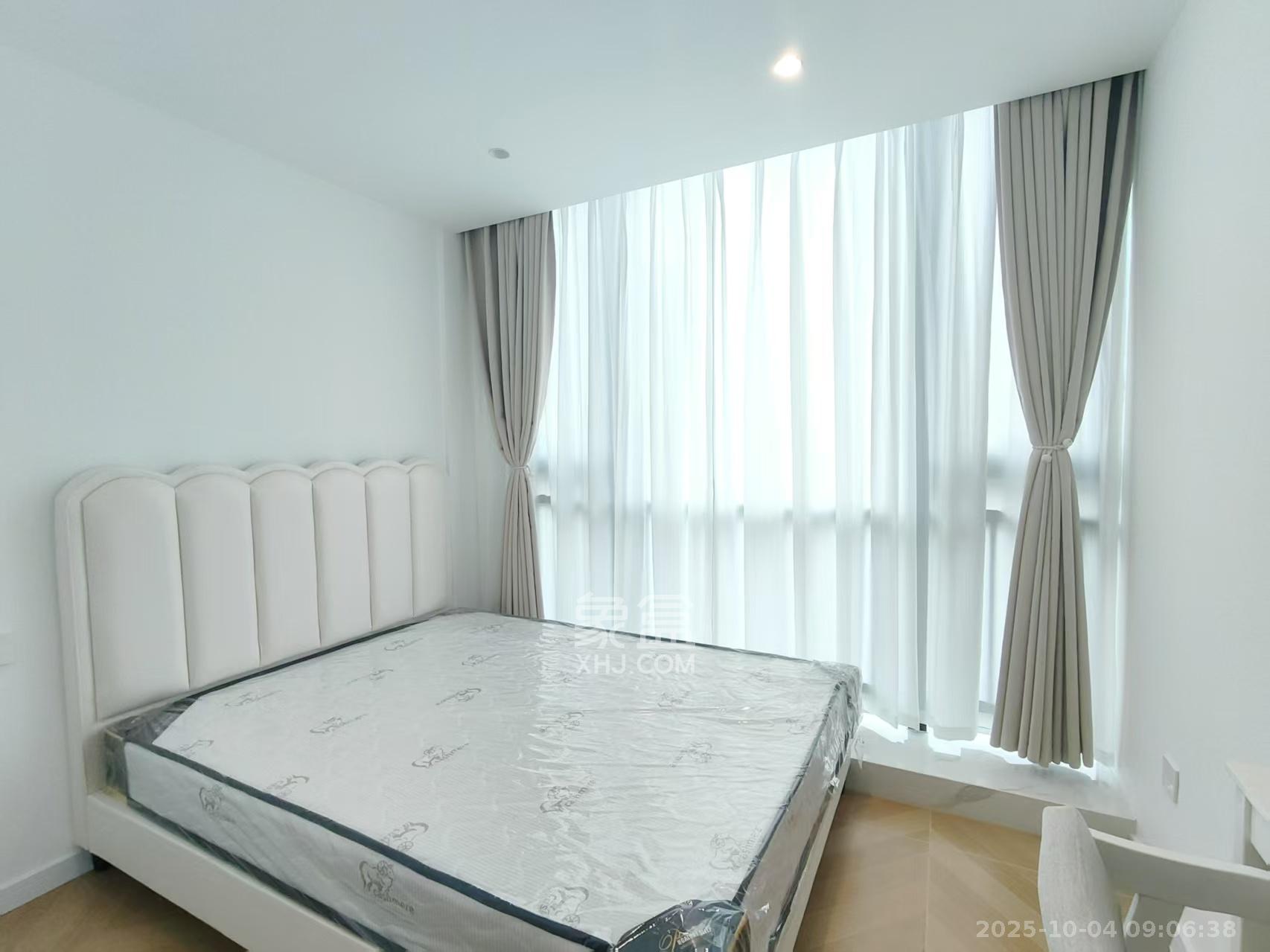 中一鲲出（鲲鹏府）  1室1厅1卫    1600.0元/月室内图