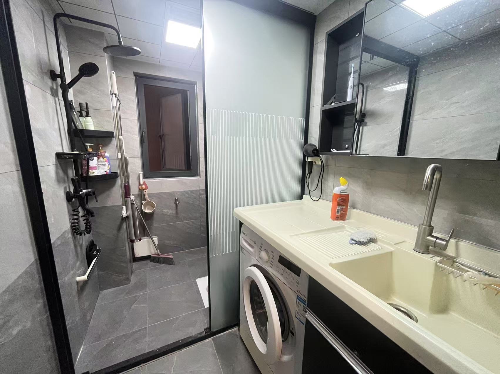 佳兆业.悦峰  3室2厅2卫    3000.0元/月室内图