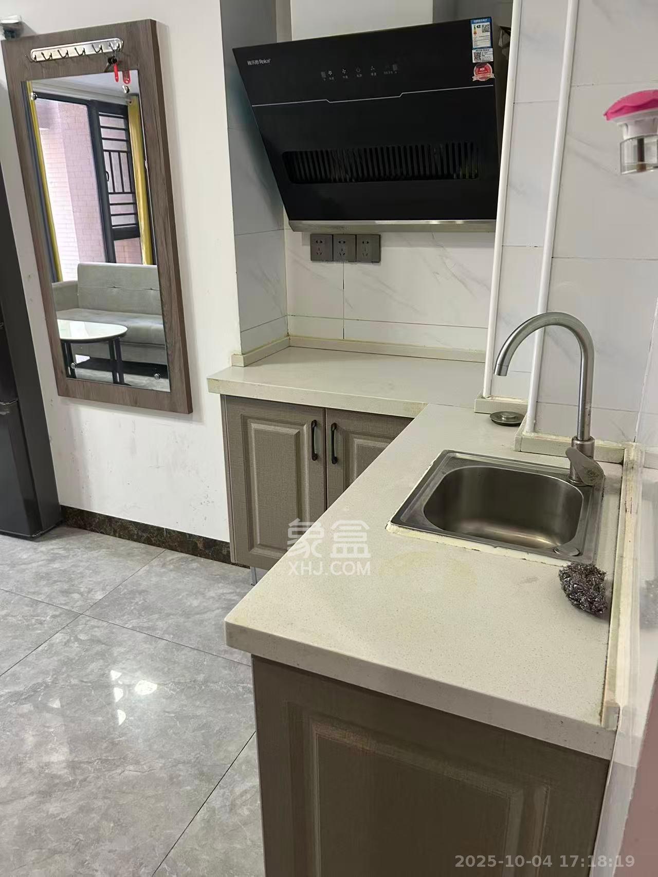 鑫远御文台一期 2室1厅1卫 1300.0元/月 鑫远御文台一期 2室1厅1卫 1300.0元/月室内图