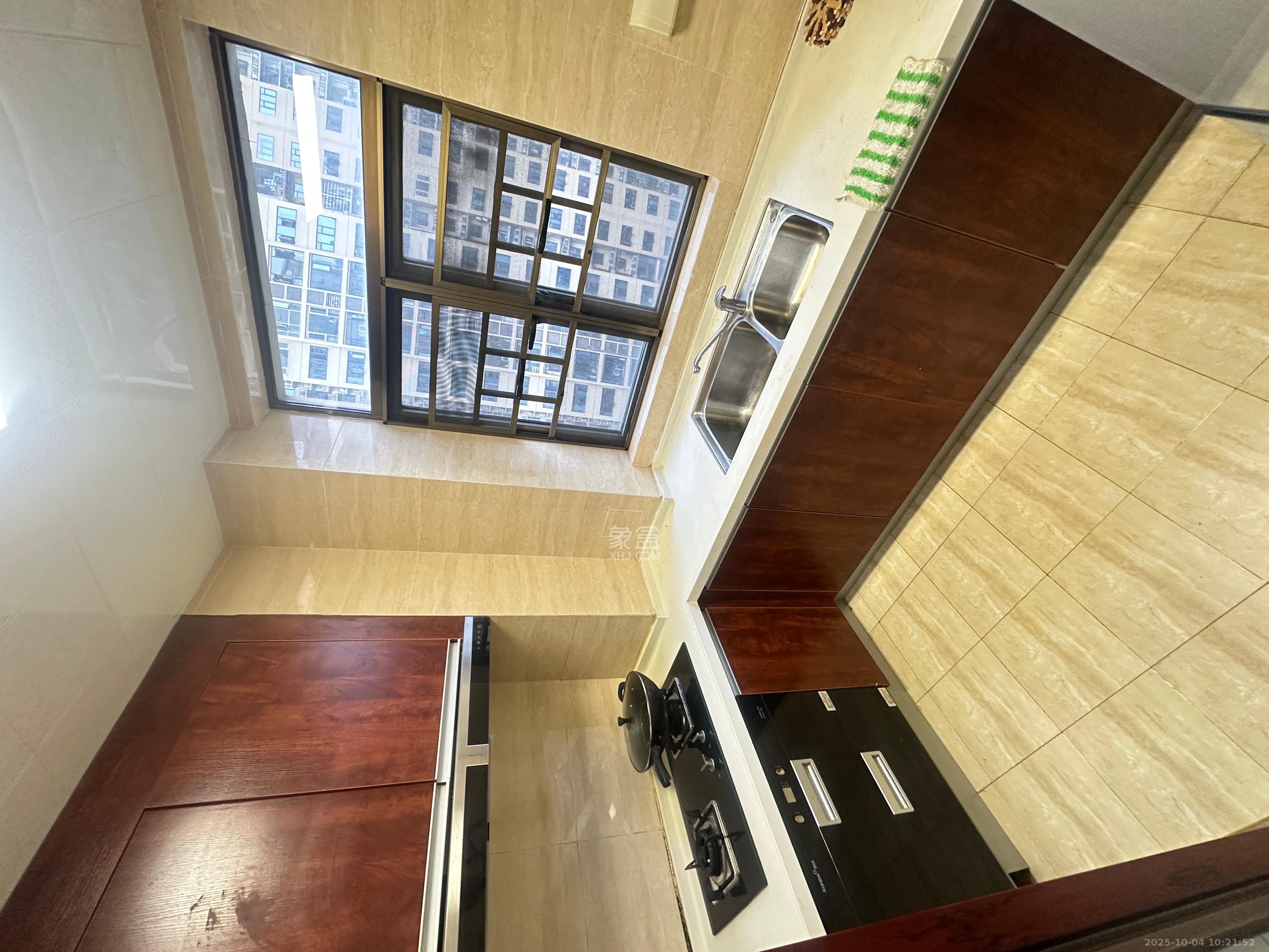 江山帝景哈佛  3室2厅1卫    2200.0元/月 江山帝景哈佛  3室2厅1卫    2200.0元/月室内图