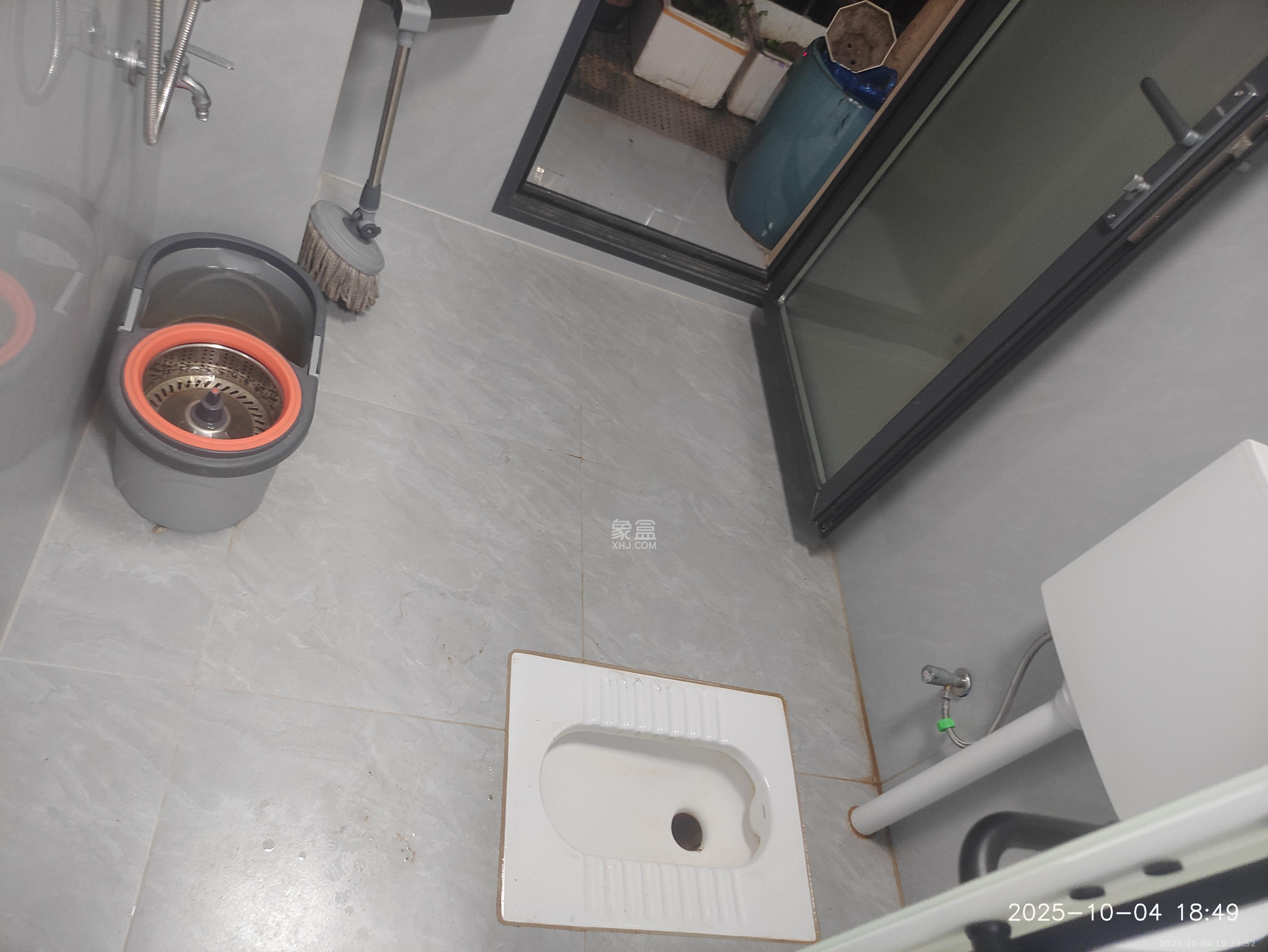 桥头家园三期 3室0厅0卫 1700.0元/月 桥头家园三期 3室0厅0卫 1700.0元/月室内图