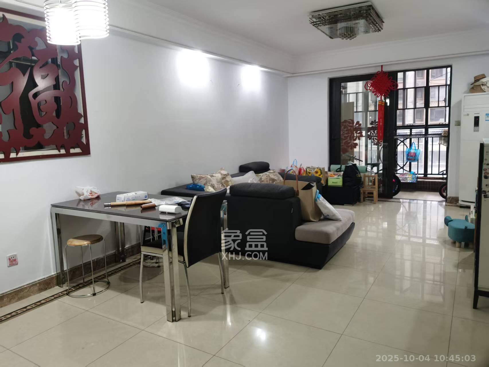 中海国际一期  3室2厅1卫    2000.0元/月 中海国际一期  3室2厅1卫    2000.0元/月室内图