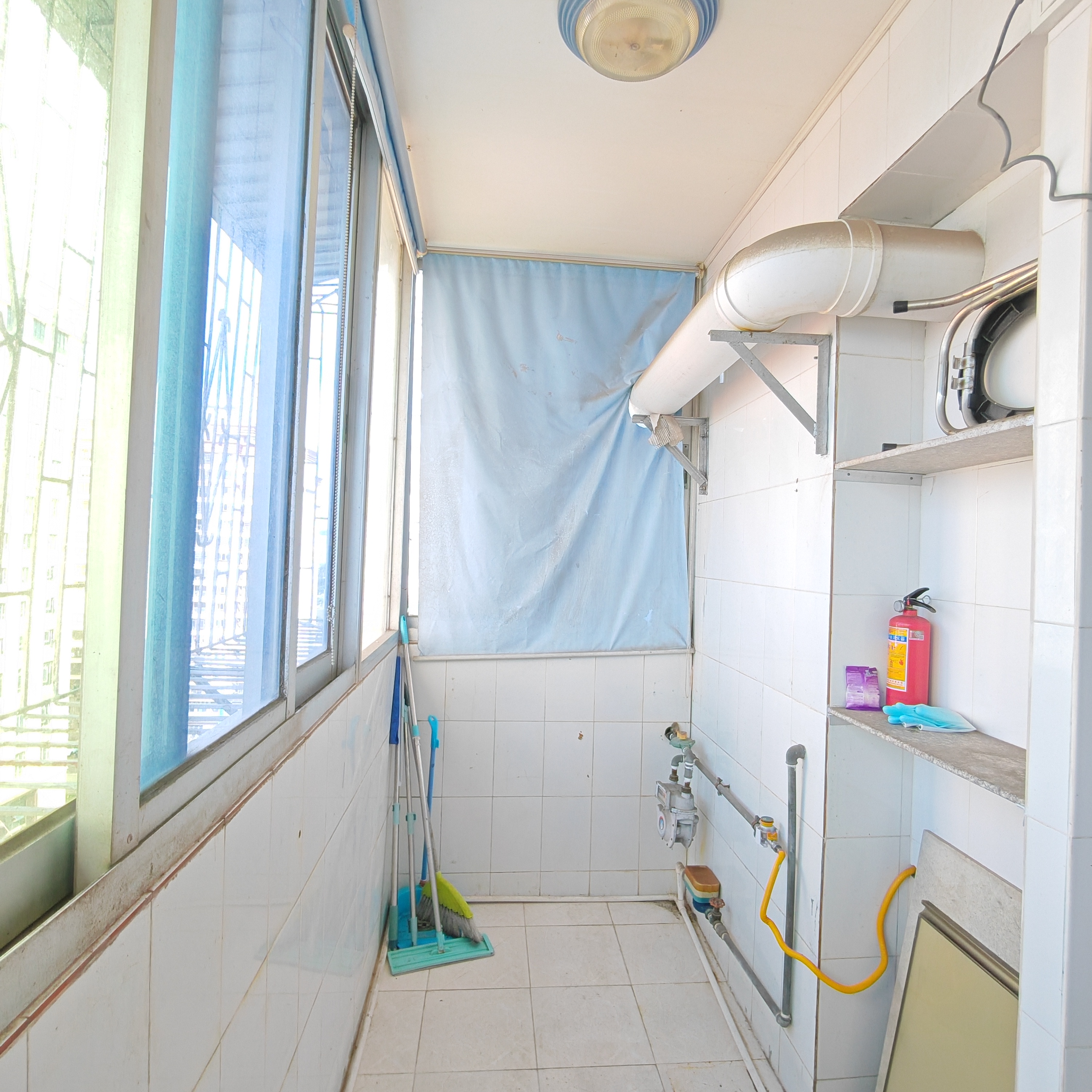 琼山交警大楼 3室2厅2卫 2000.00元/月 琼山交警大楼 3室2厅2卫 2000.00元/月室内图