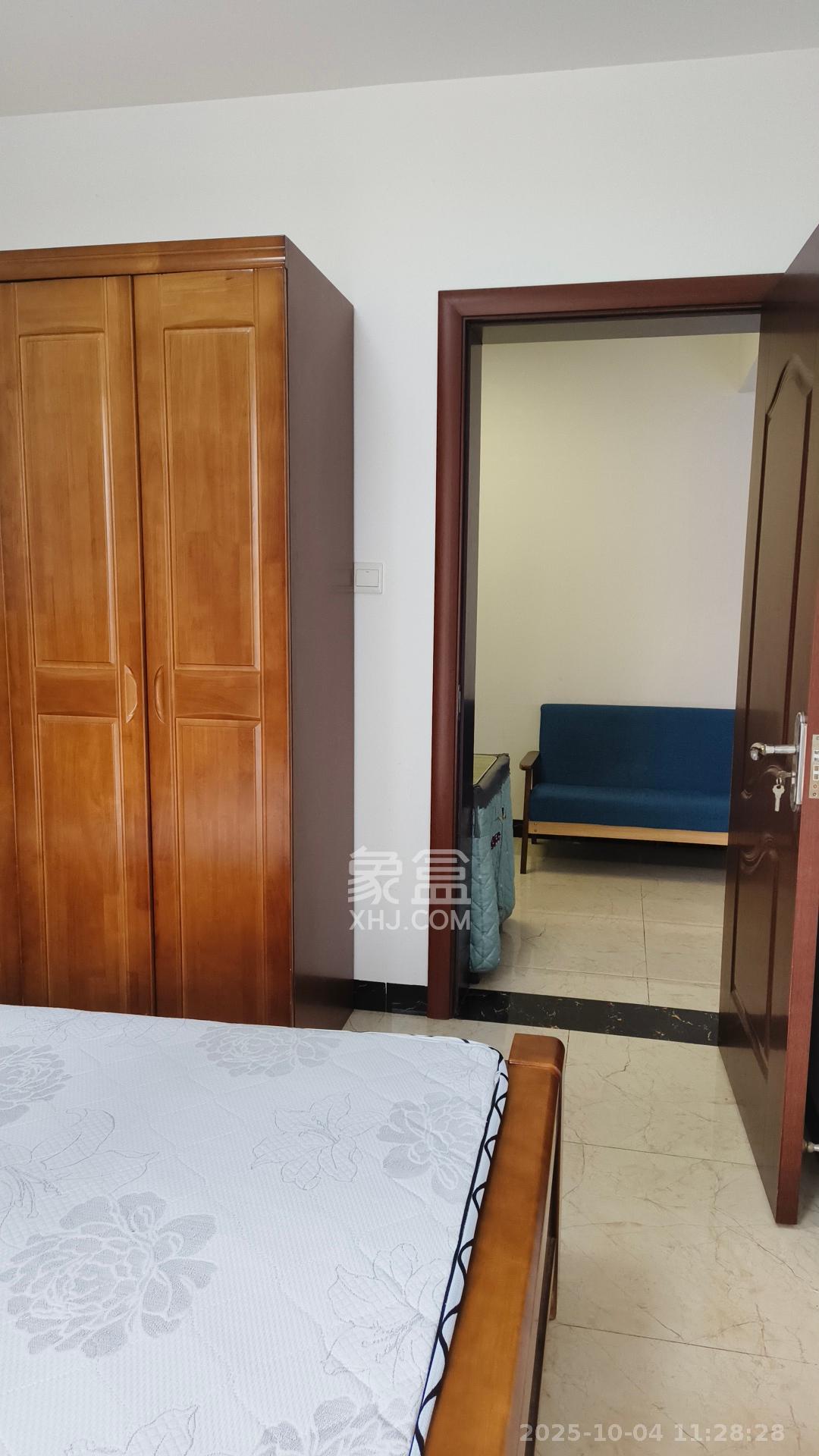 中欣楚天熙苑  2室1厅1卫    1800.0元/月室内图