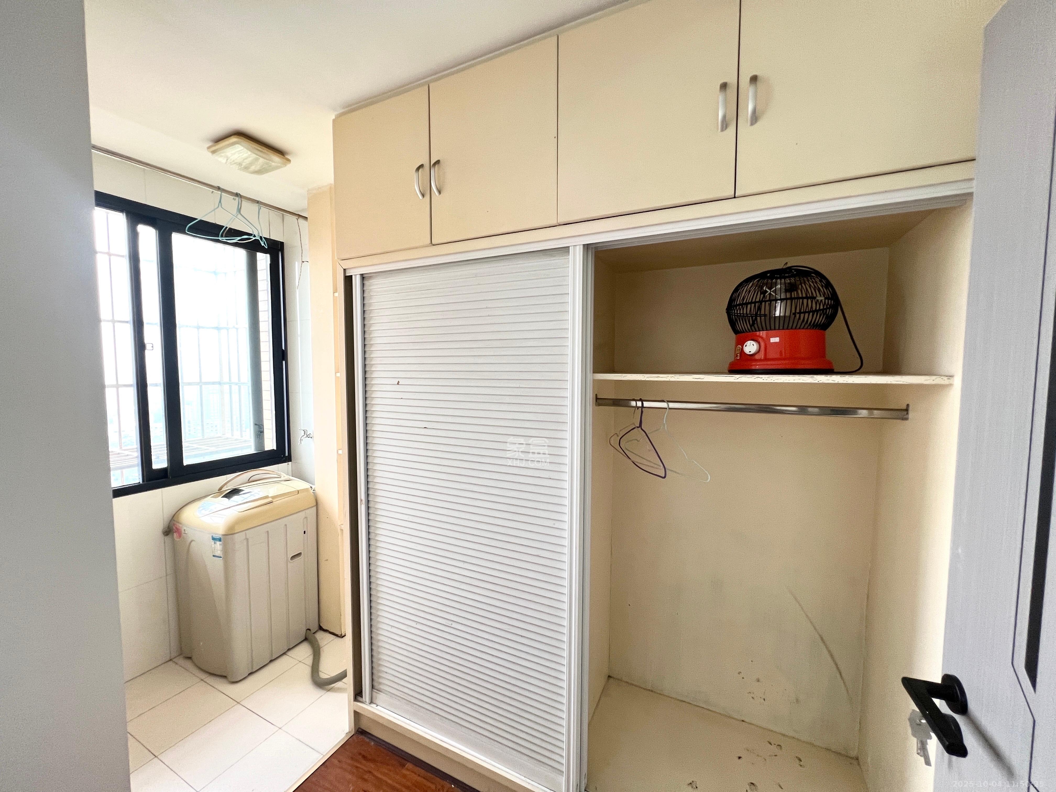 加加大街(华景苑) 1室1厅1卫 1600.0元/月 加加大街(华景苑) 1室1厅1卫 1600.0元/月室内图