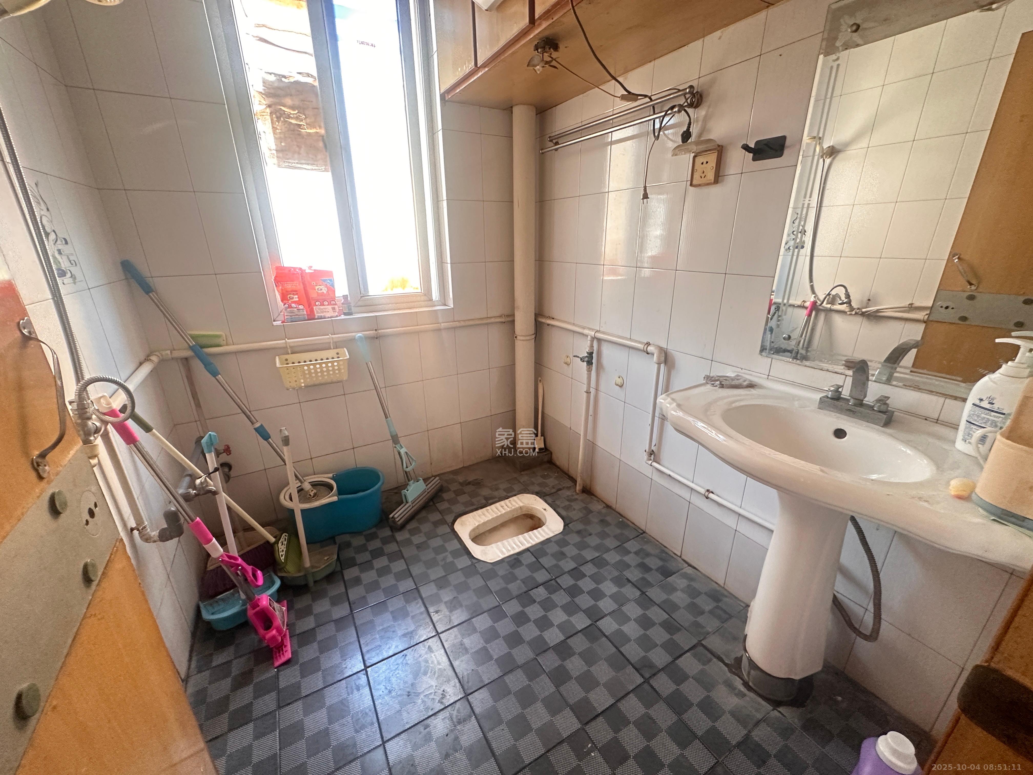 丽江翠园  2室1厅1卫    1000.0元/月室内图