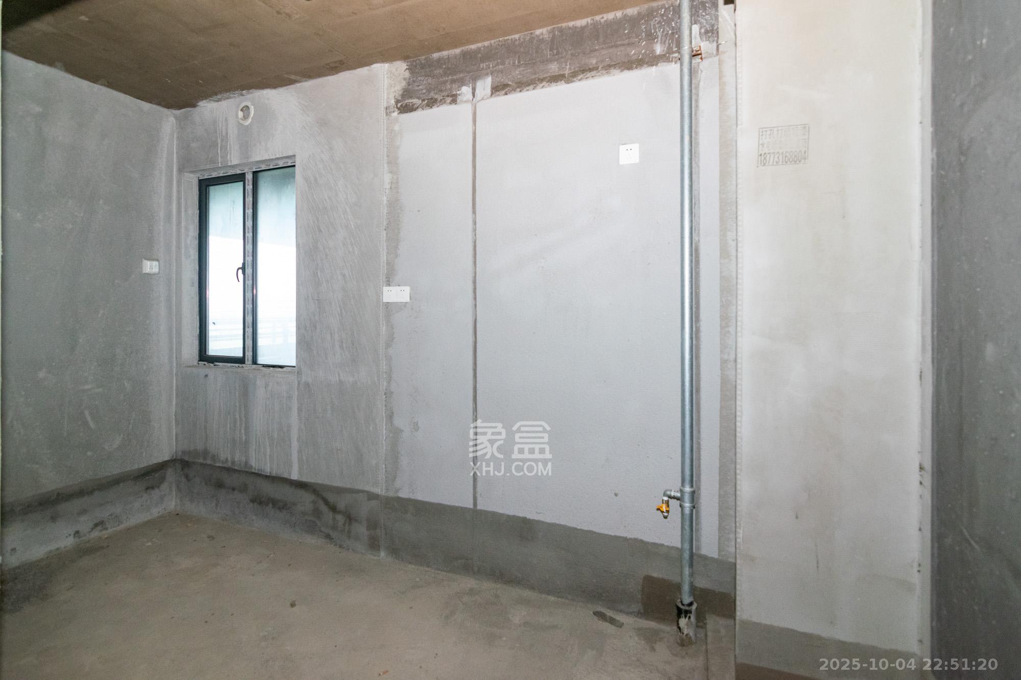 澳海云天赋  3室2厅2卫    63.0万厨房