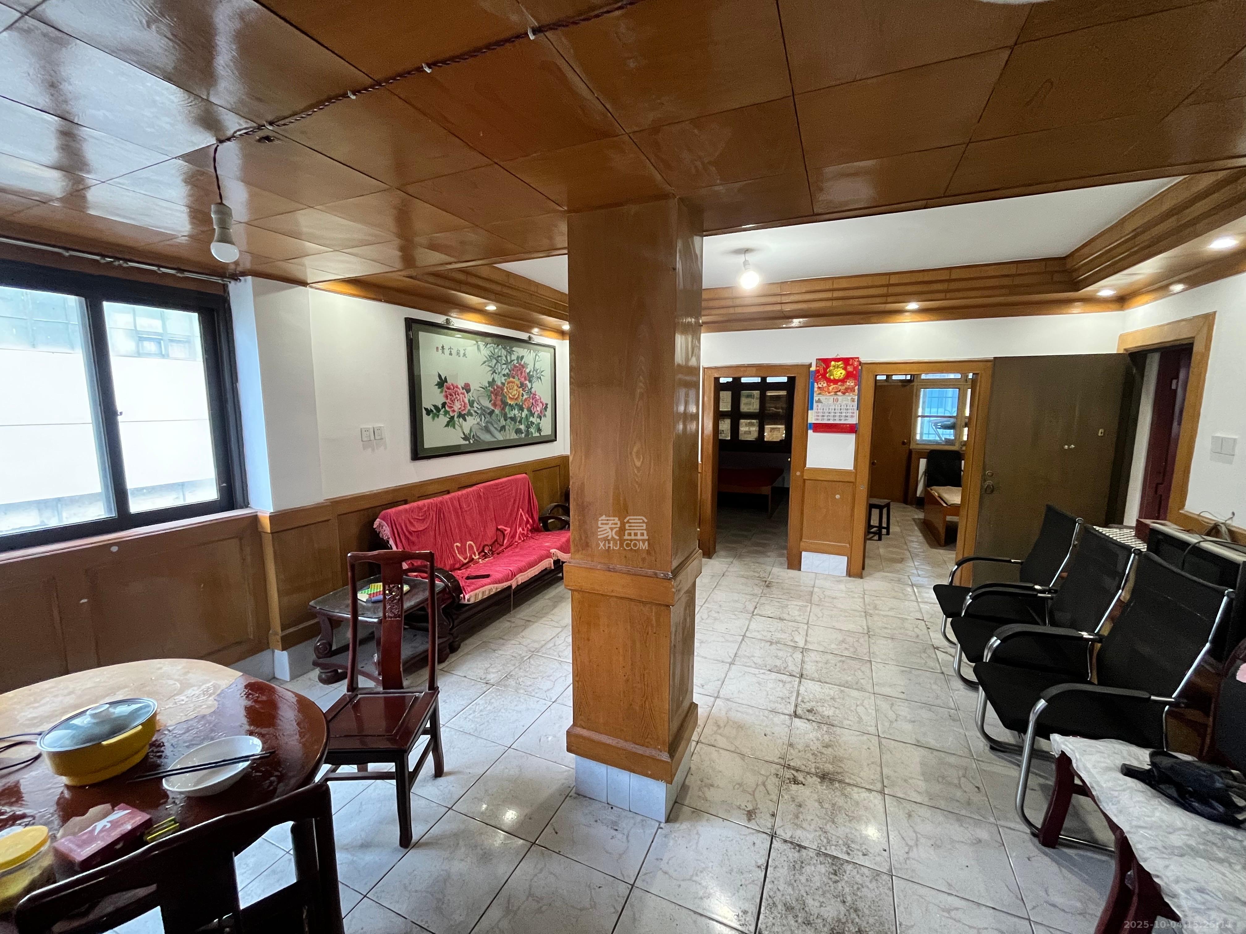 东塘工商局宿舍  2室2厅1卫    1200.0元/月