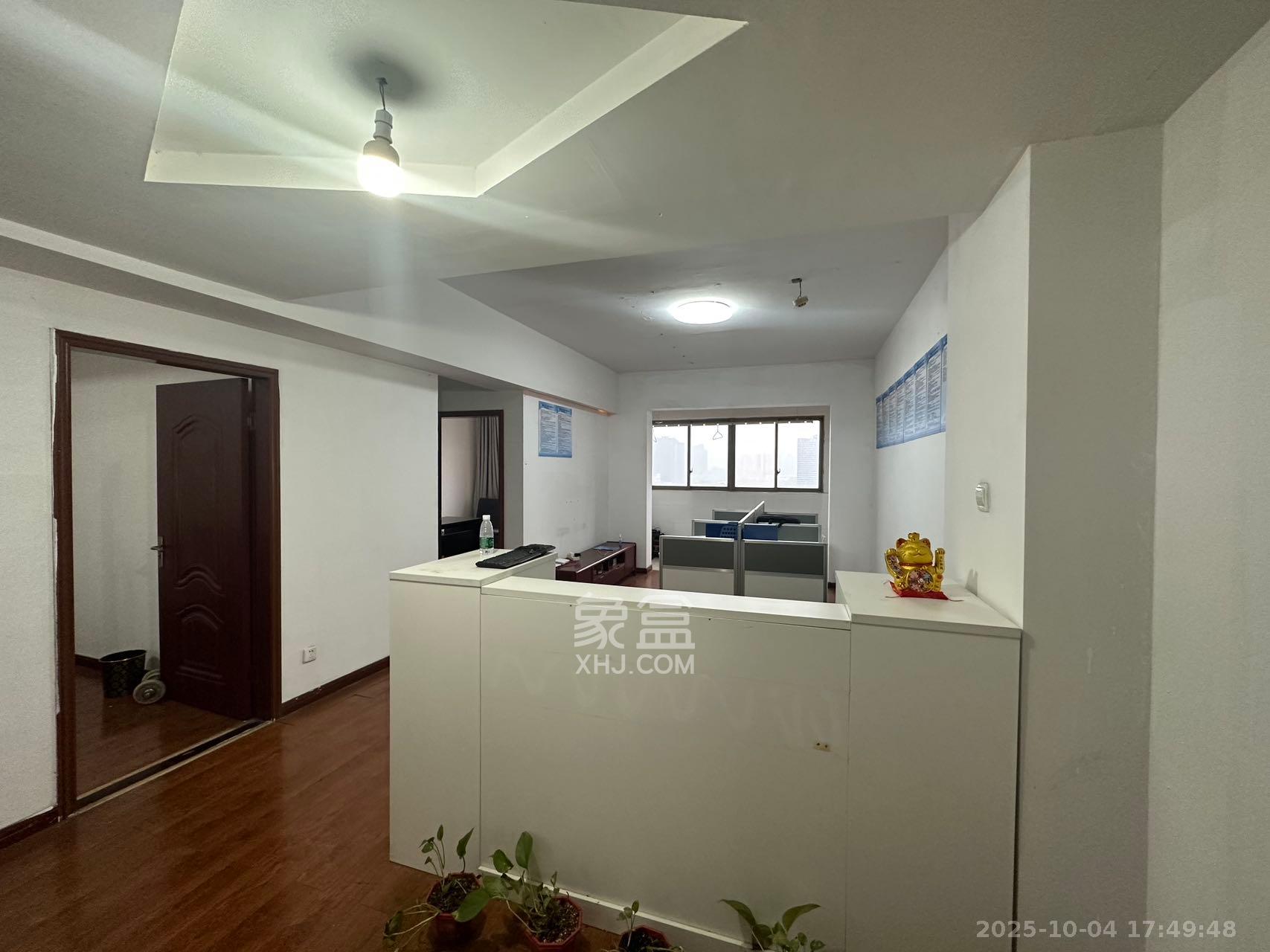 汇达国际公馆(汇达大厦) 2室1厅1卫 2000.0元/月 汇达国际公馆(汇达大厦) 2室1厅1卫 2000.0元/月室内图