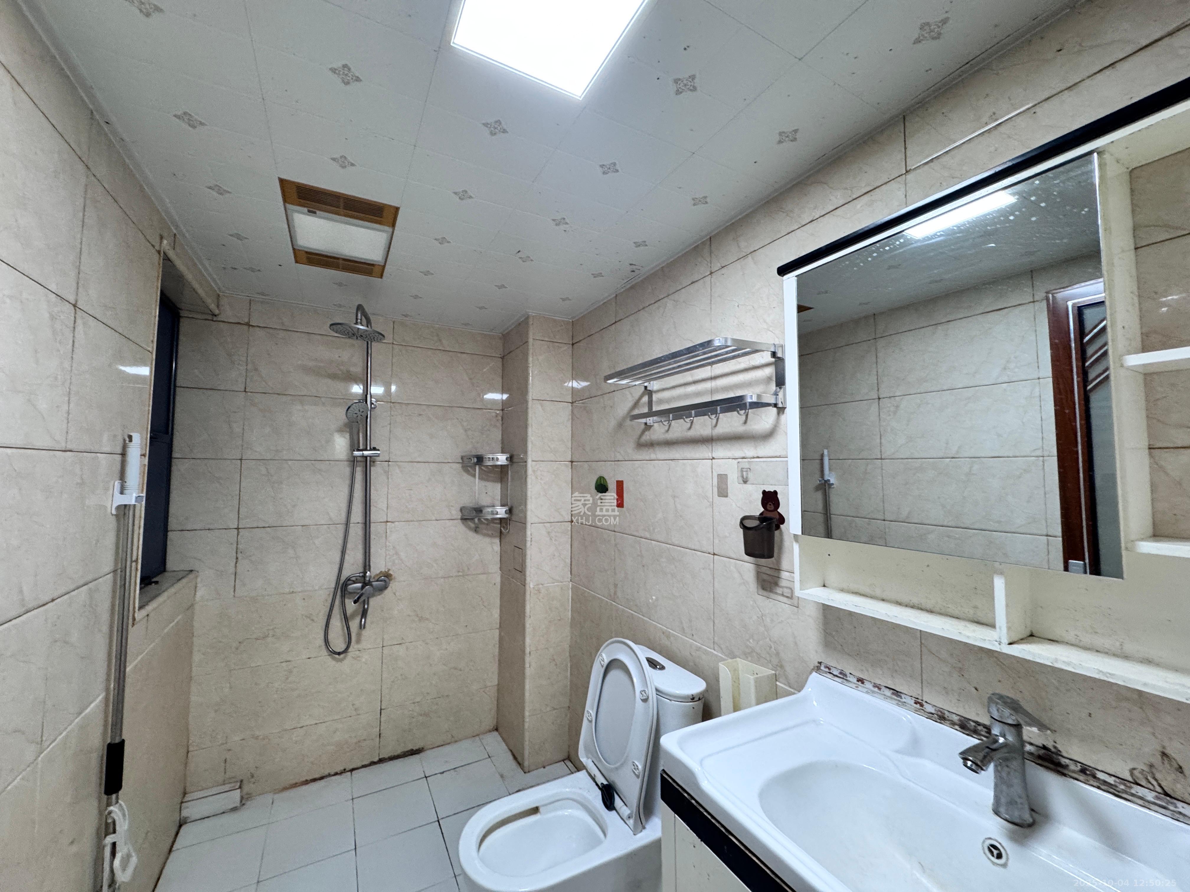 明昇壹城(明昇时代广场)一期 3室2厅2卫 3000.0元/月 明昇壹城(明昇时代广场)一期 3室2厅2卫 3000.0元/月室内图