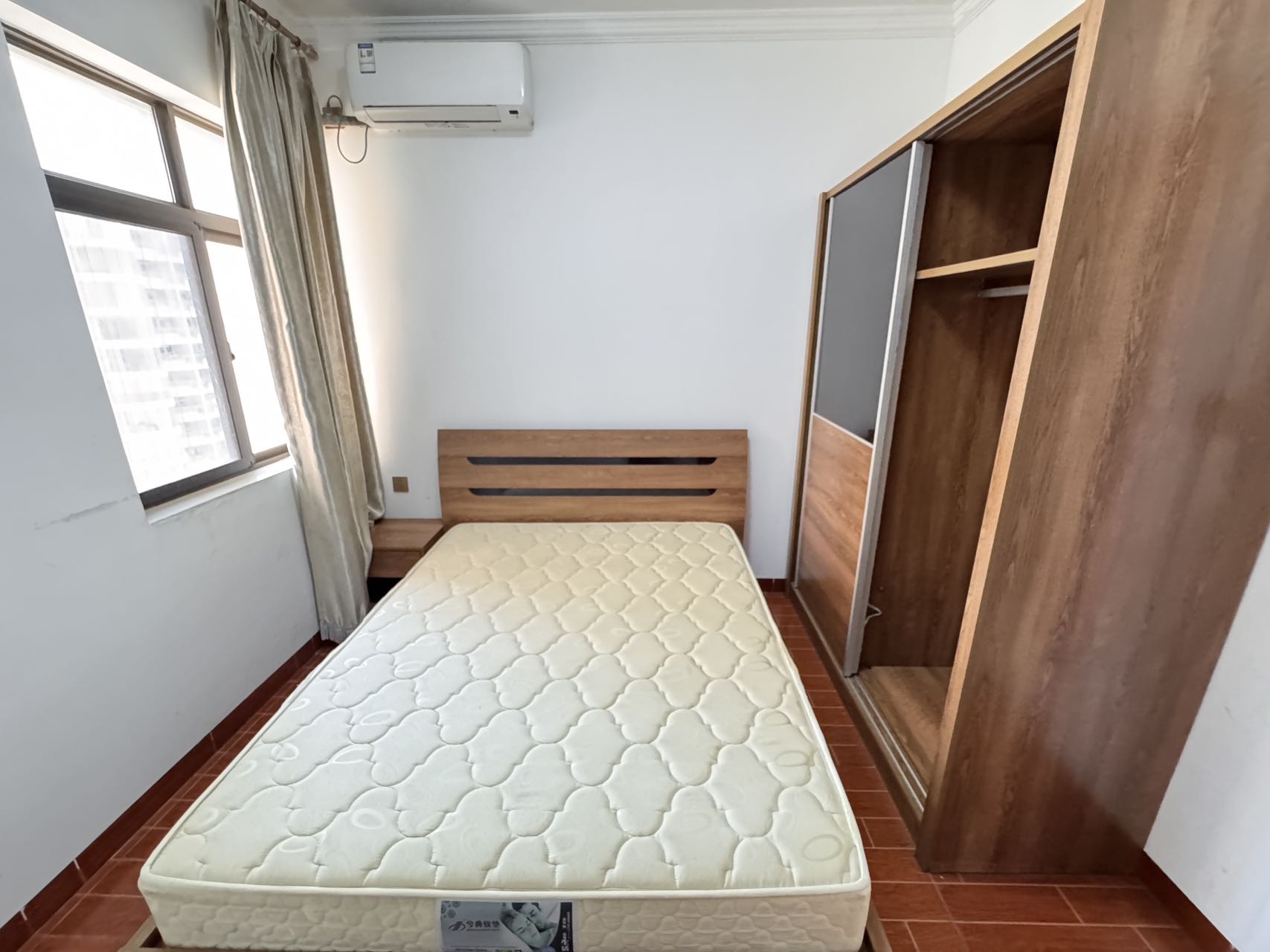 国贸城市花园 4室2厅2卫 4800.0元/月 国贸城市花园 4室2厅2卫 4800.0元/月室内图