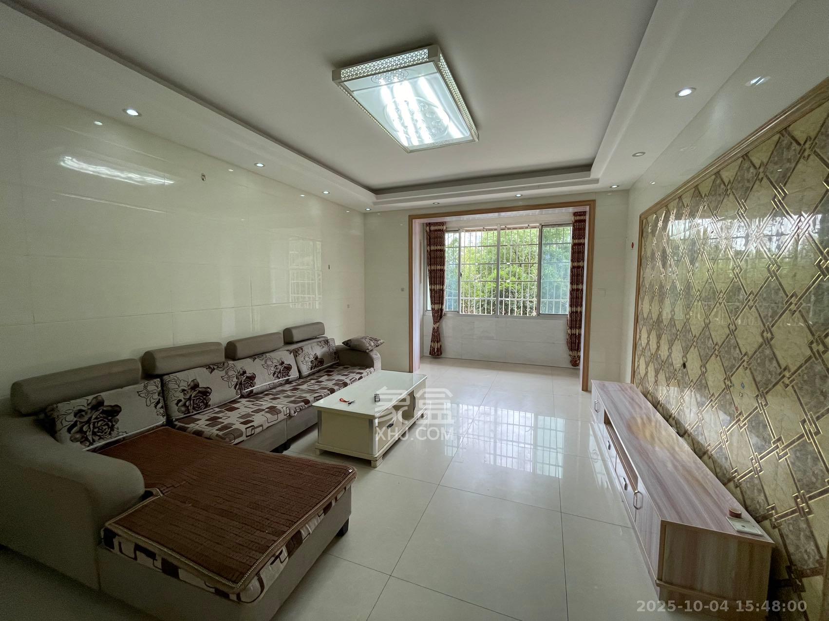 先锋新宇 2室2厅1卫 1600.0元/月 先锋新宇 2室2厅1卫 1600.0元/月室内图