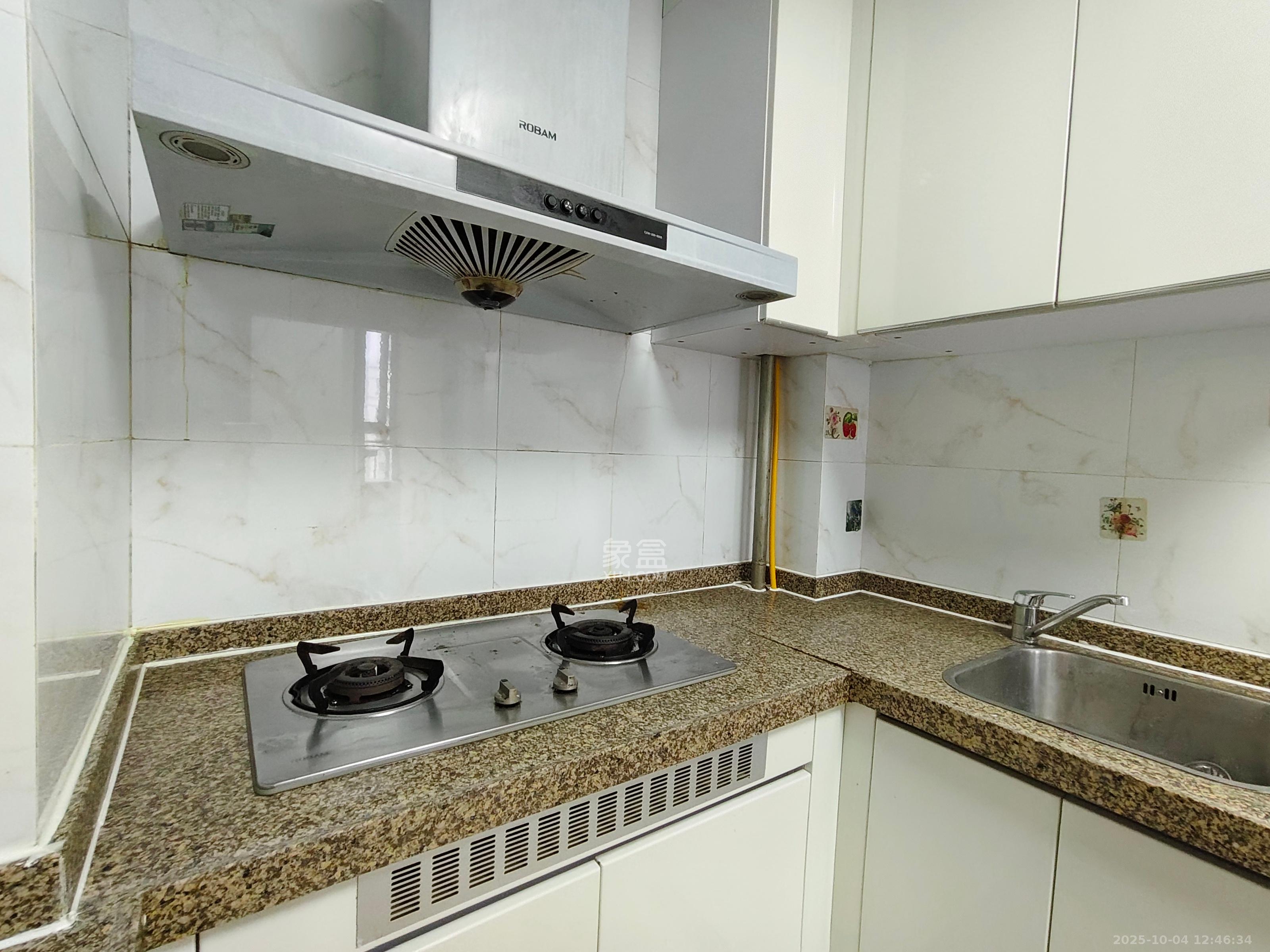 恒大江湾  2室2厅1卫    2200.0元/月 恒大江湾  2室2厅1卫    2200.0元/月室内图