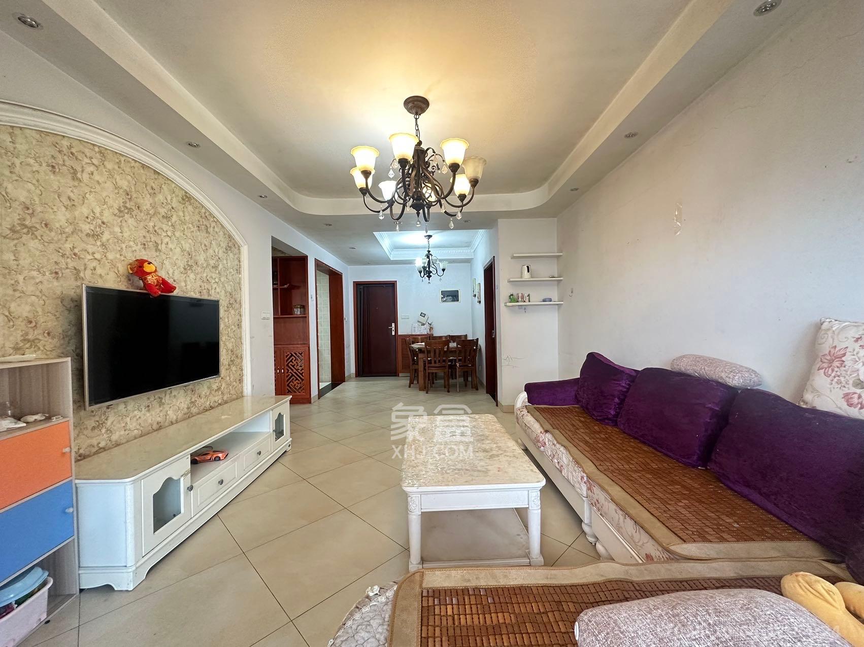 保利麓谷林语C区 2室2厅1卫 2200.0元/月 保利麓谷林语C区 2室2厅1卫 2200.0元/月室内图