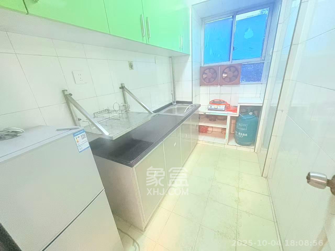 古堆山巷  2室1厅1卫    1200.0元/月室内图