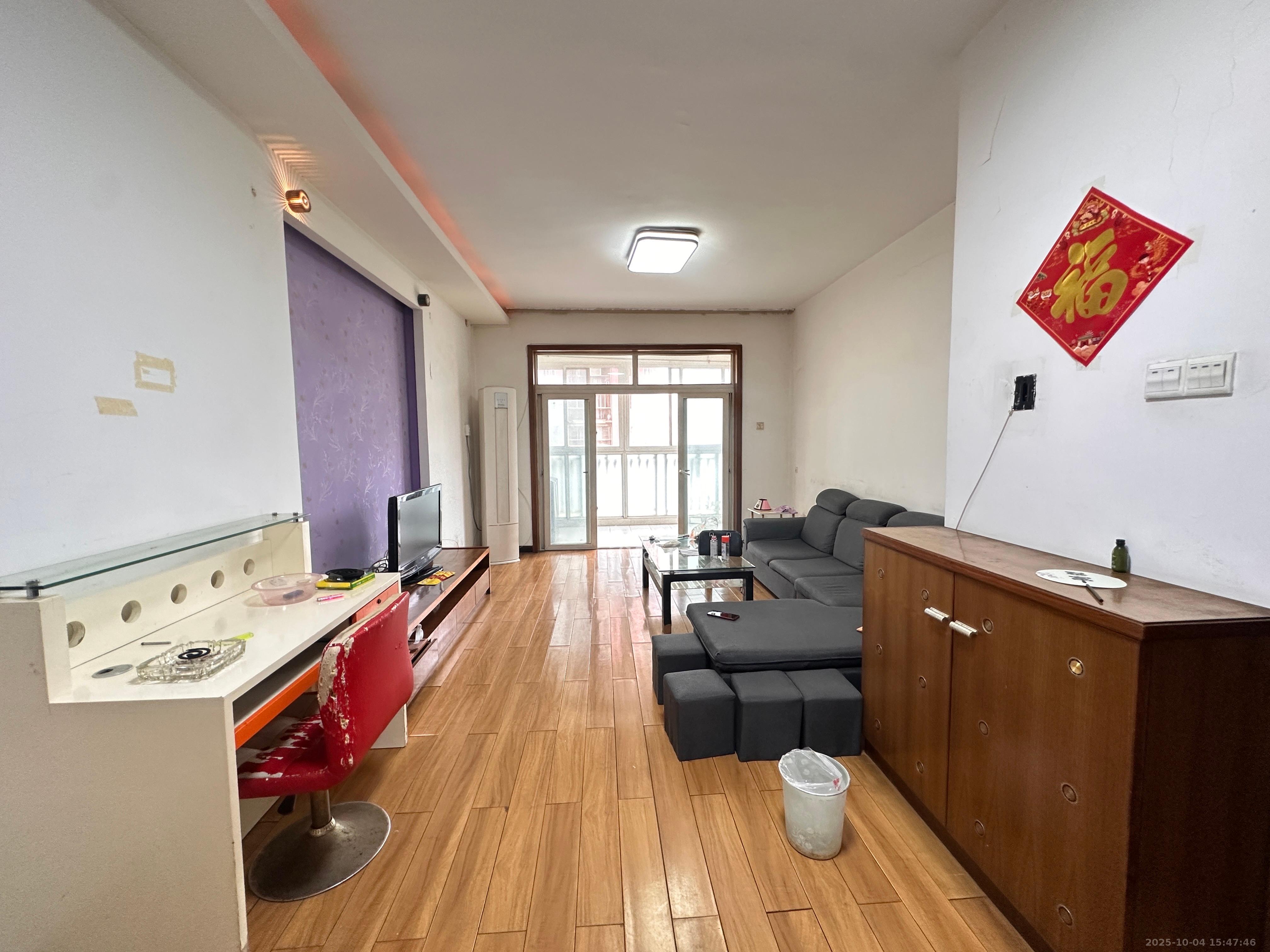 一品东庭 3室2厅1卫 2000.0元/月 一品东庭 3室2厅1卫 2000.0元/月室内图