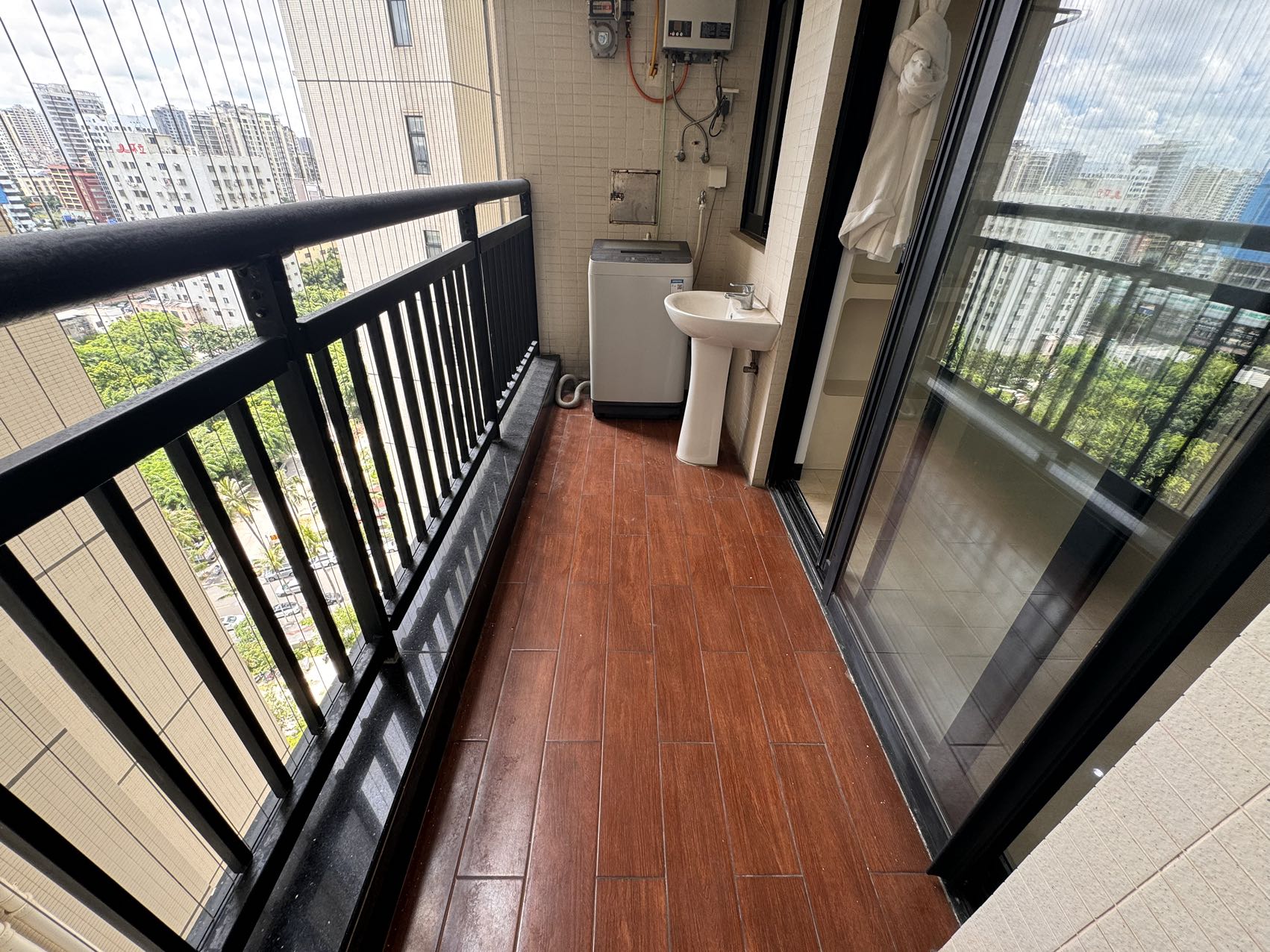 金碧文华 3室2厅2卫 4800.0元/月 金碧文华 3室2厅2卫 4800.0元/月室内图