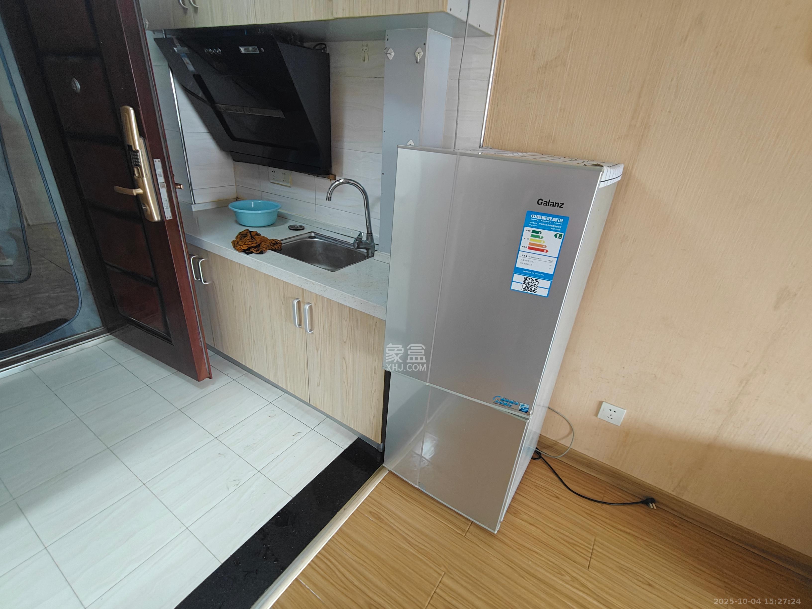 中一九骏(枫桥苑) 1室1厅1卫 1500.0元/月 中一九骏(枫桥苑) 1室1厅1卫 1500.0元/月室内图