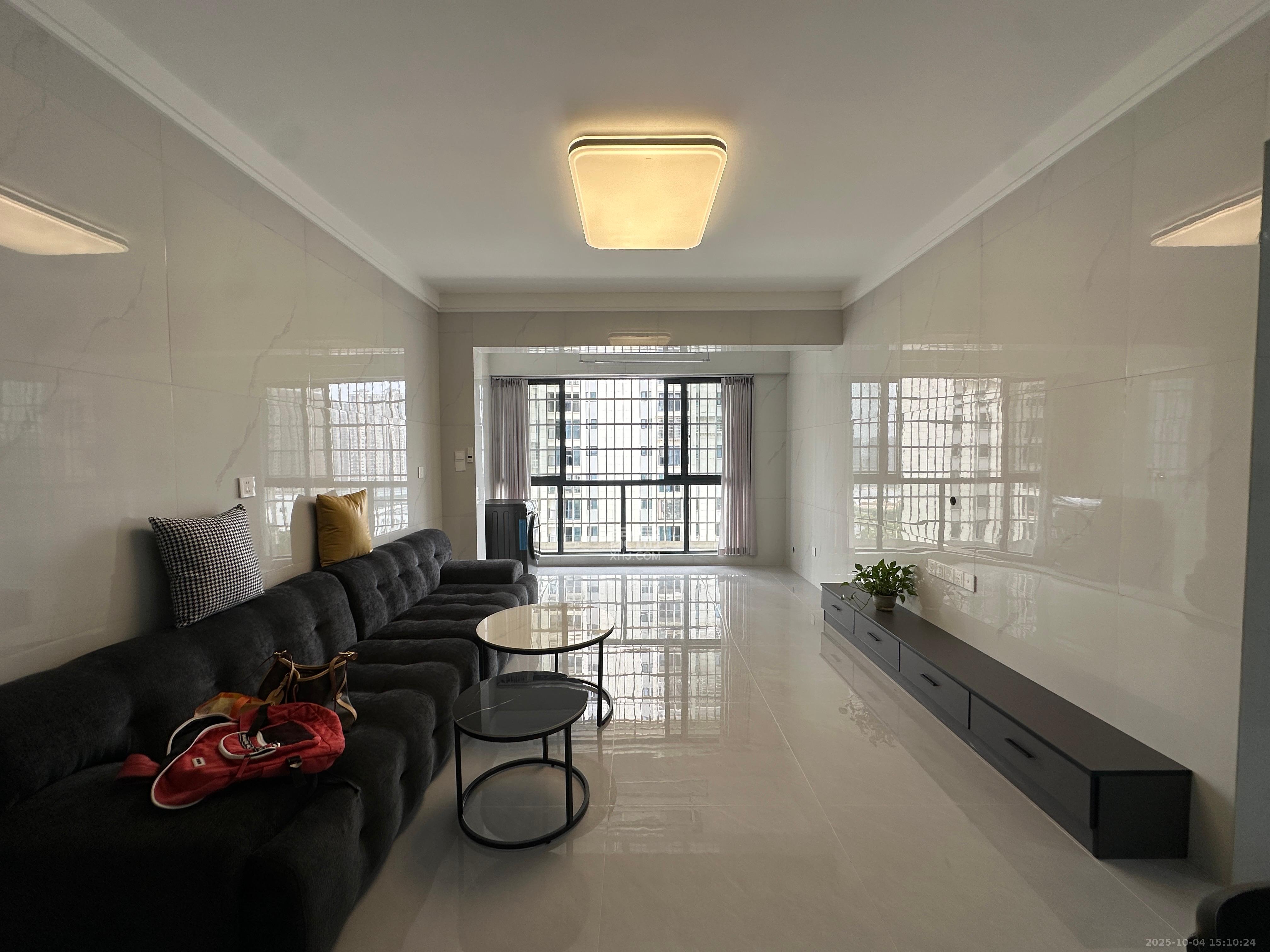 和景家园二期 2室1厅1卫 2000.0元/月 和景家园二期 2室1厅1卫 2000.0元/月室内图