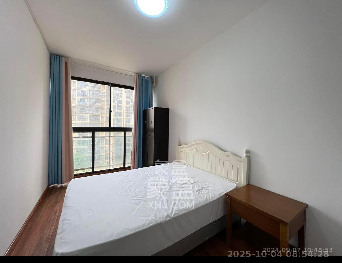 康斯丹郡(融程领秀佳园) 3室2厅1卫 1900.0元/月 康斯丹郡(融程领秀佳园) 3室2厅1卫 1900.0元/月室内图