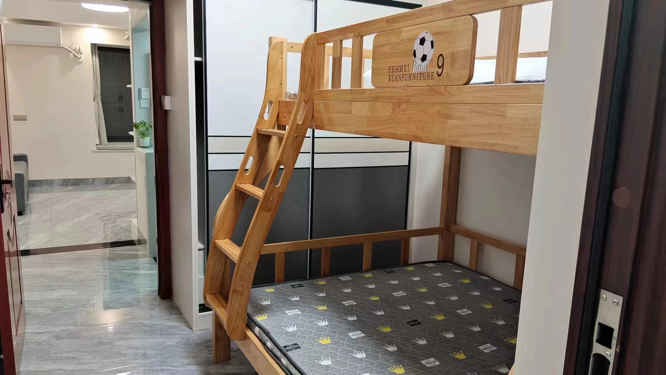 民俗文化广场  2室2厅1卫    1800.0元/月