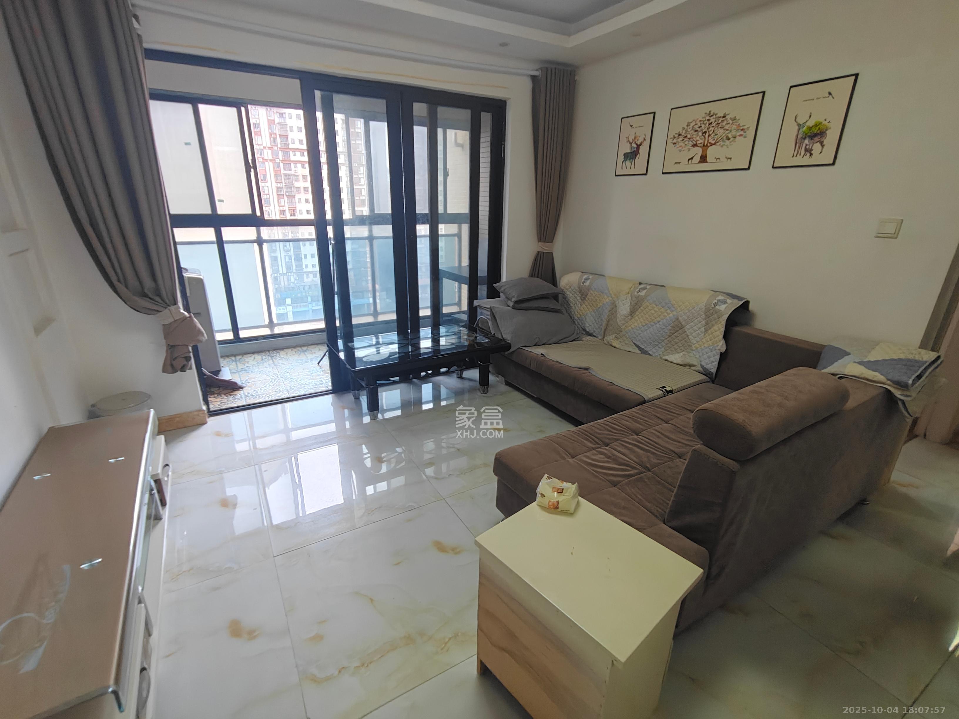 阿普阿布  2室2厅1卫    2400.0元/月 阿普阿布  2室2厅1卫    2400.0元/月室内图