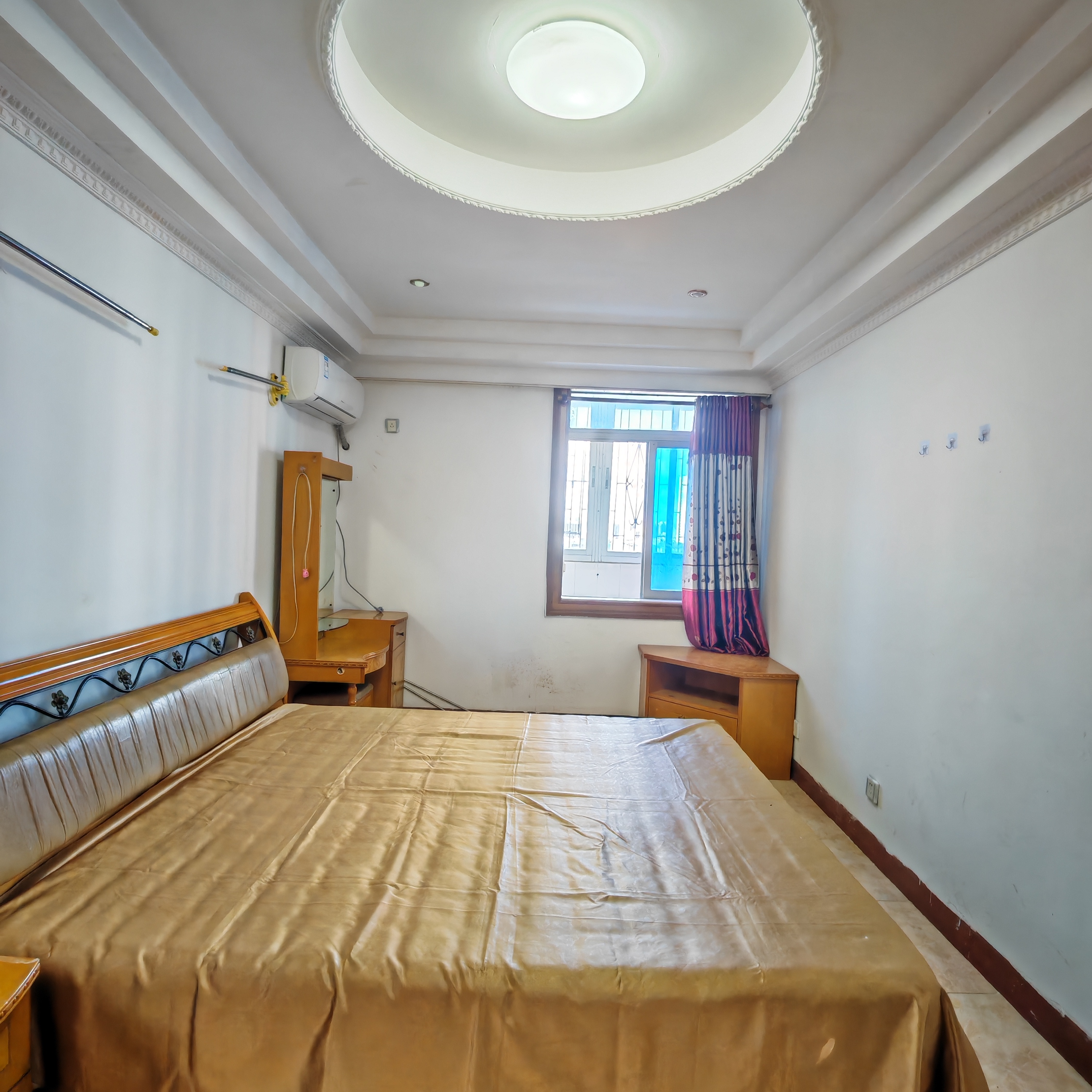 琼山交警大楼 3室2厅2卫 2000.00元/月 琼山交警大楼 3室2厅2卫 2000.00元/月室内图