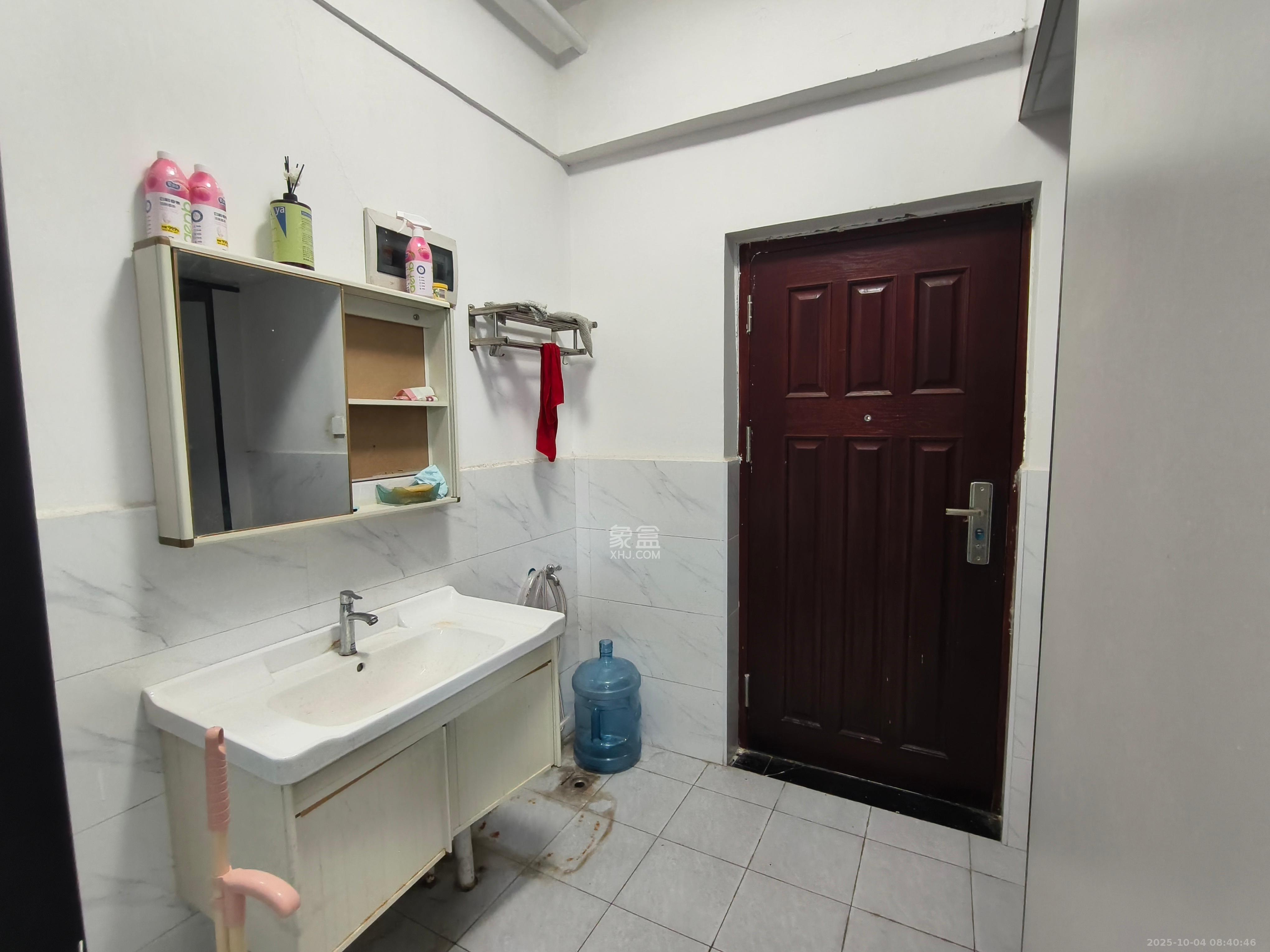 明发国际城 1室0厅0卫 1300.0元/月 明发国际城 1室0厅0卫 1300.0元/月室内图