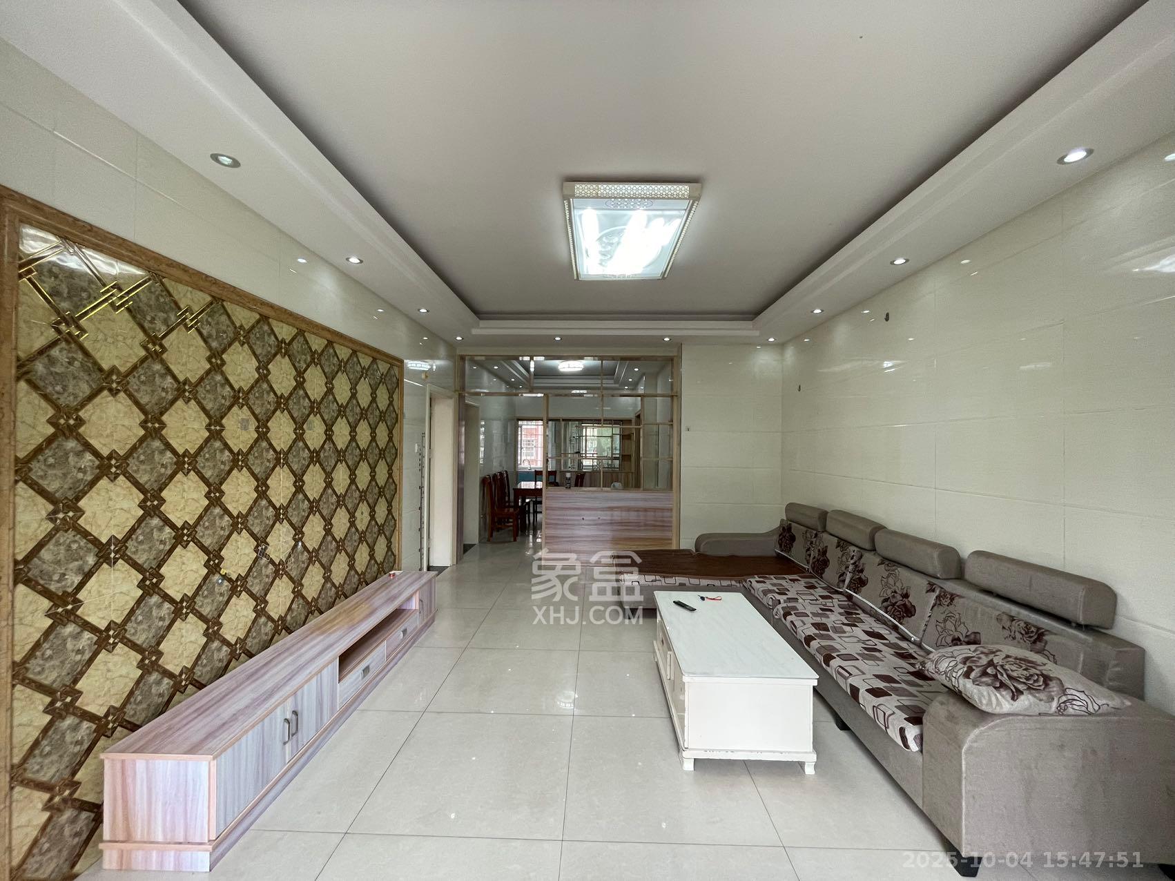 先锋新宇 2室2厅1卫 1600.0元/月 先锋新宇 2室2厅1卫 1600.0元/月室内图