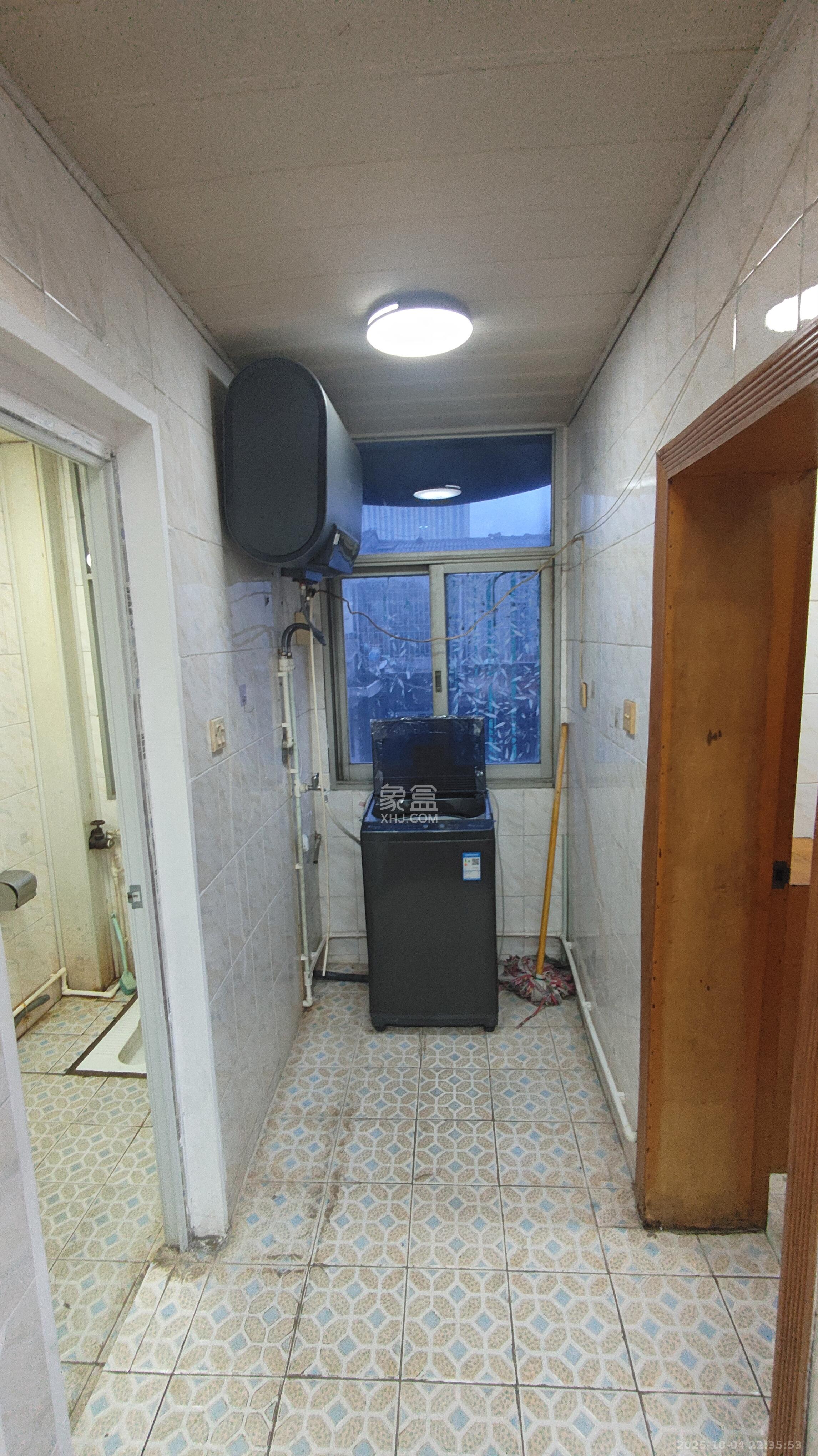 湖南广播电视学校宿舍 2室1厅1卫 1300.0元/月 湖南广播电视学校宿舍 2室1厅1卫 1300.0元/月室内图