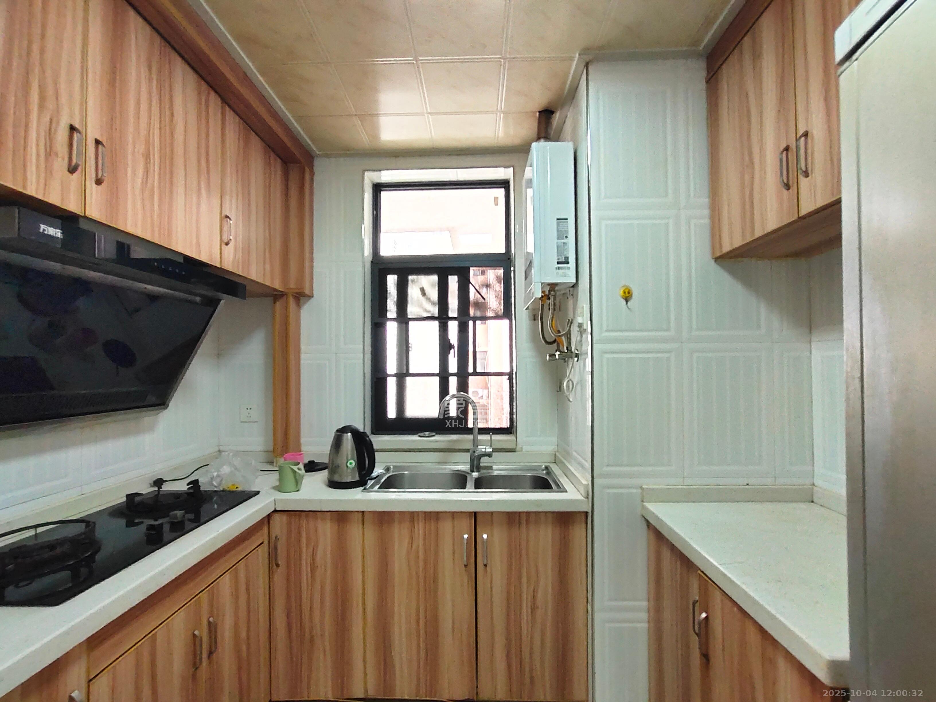 香樟兰亭（朗峰苑）  3室2厅1卫    2500.0元/月室内图