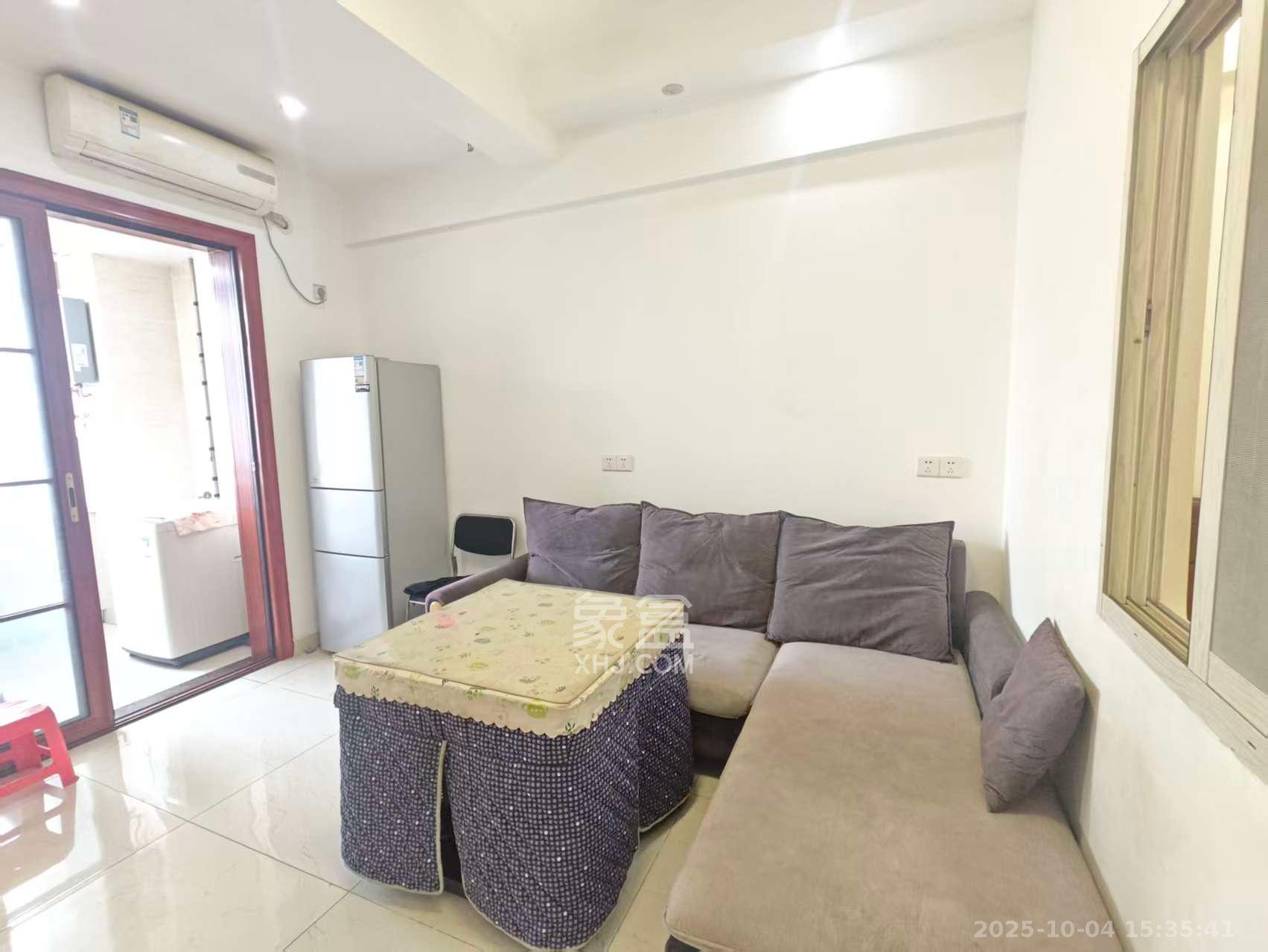 江南华府  1室1厅1卫    1600.0元/月 江南华府  1室1厅1卫    1600.0元/月