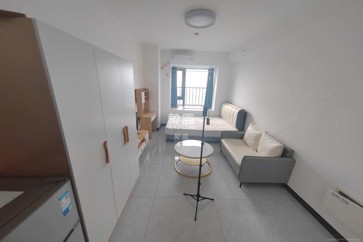 保利麓谷林语I区 1室0厅1卫 1400.00元/月 保利麓谷林语I区 1室0厅1卫 1400.00元/月室内图